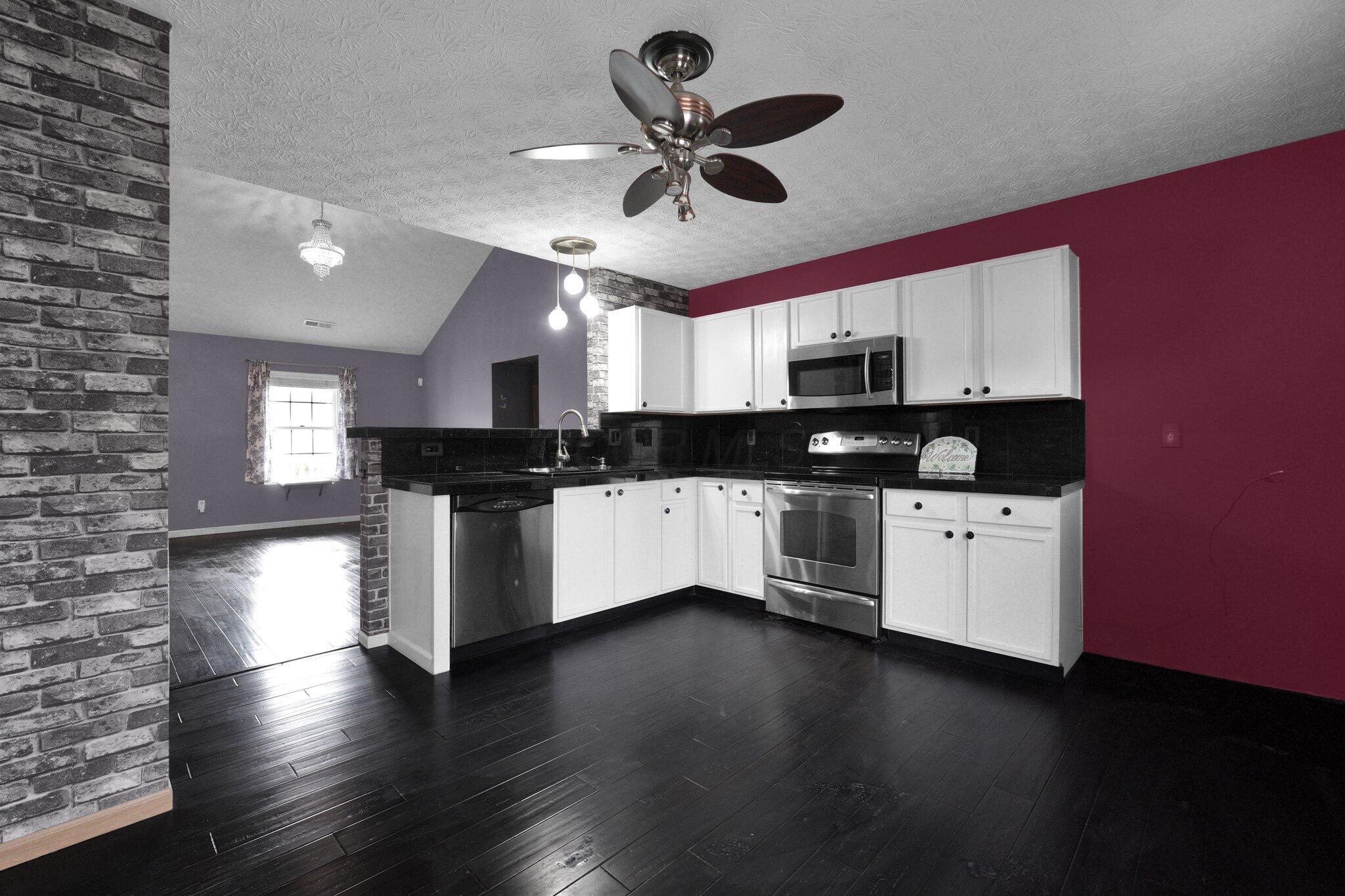 1807 Meadowlawn Drive Property Photo 9