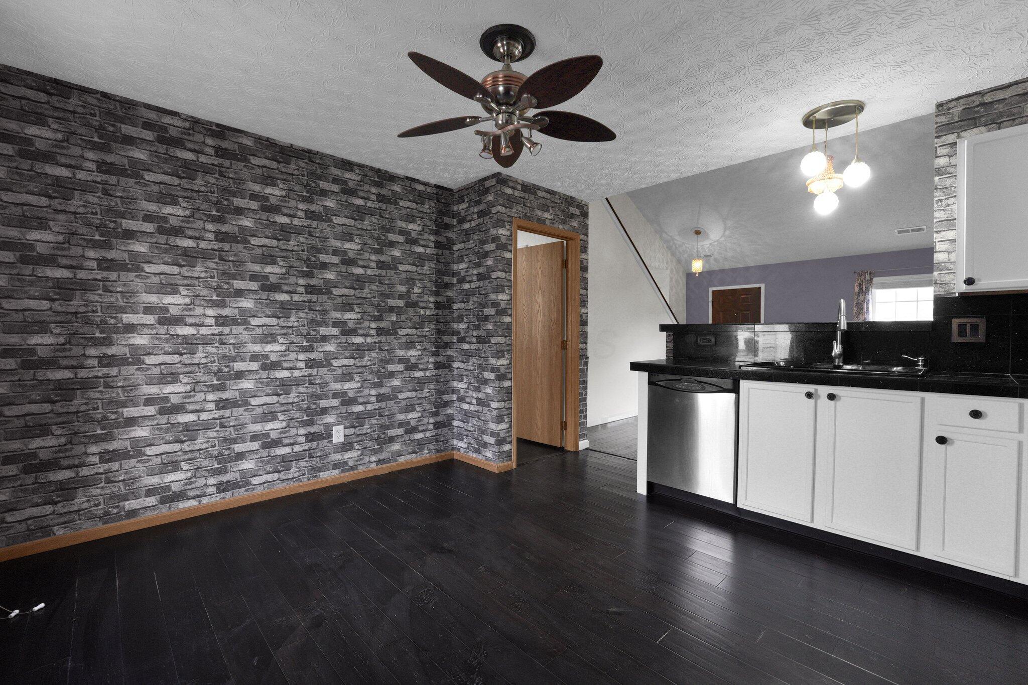 1807 Meadowlawn Drive Property Photo 11