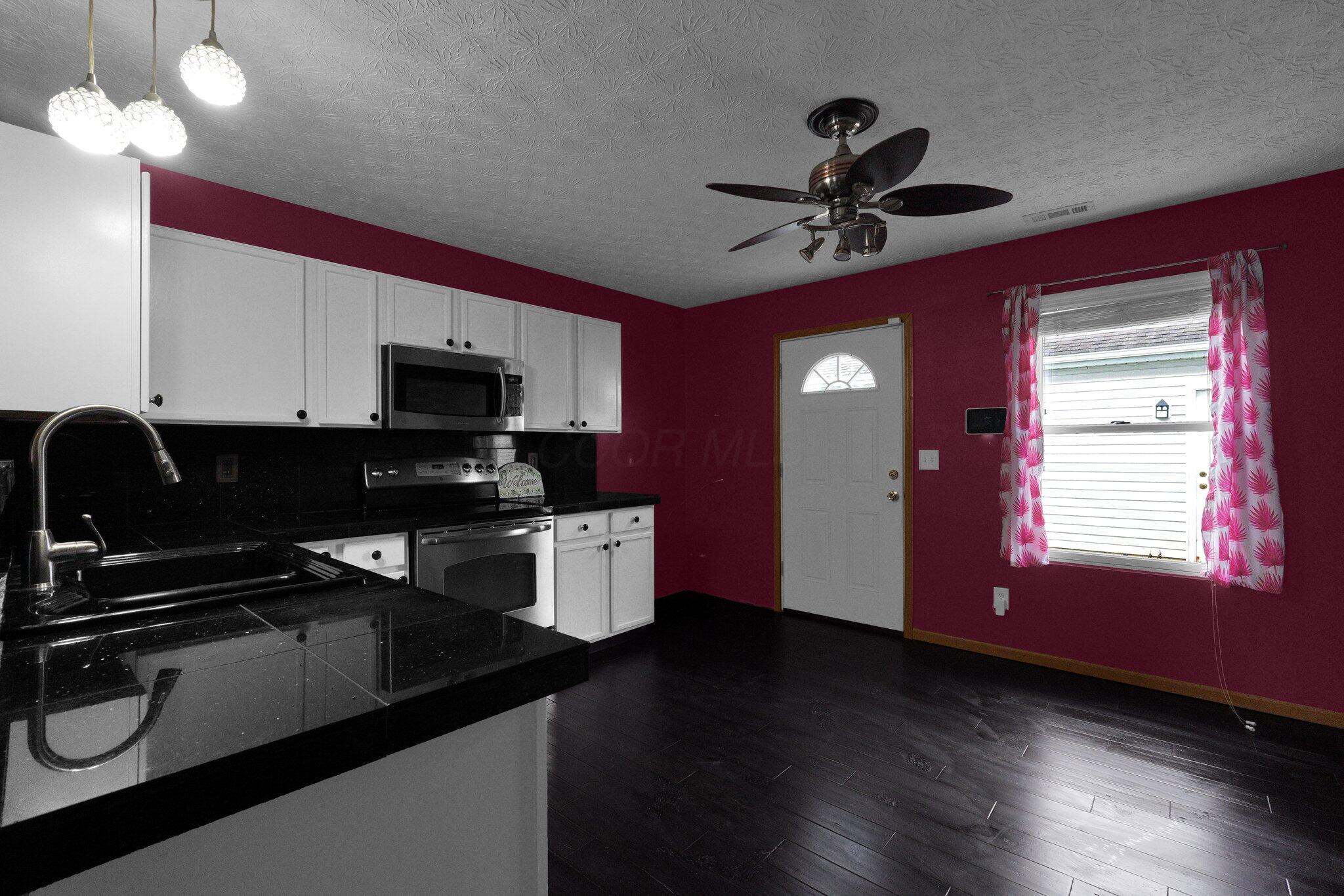 1807 Meadowlawn Drive Property Photo 12