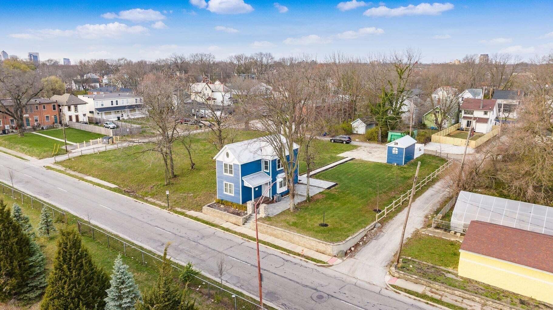 1436 Cole Street Property Photo 5