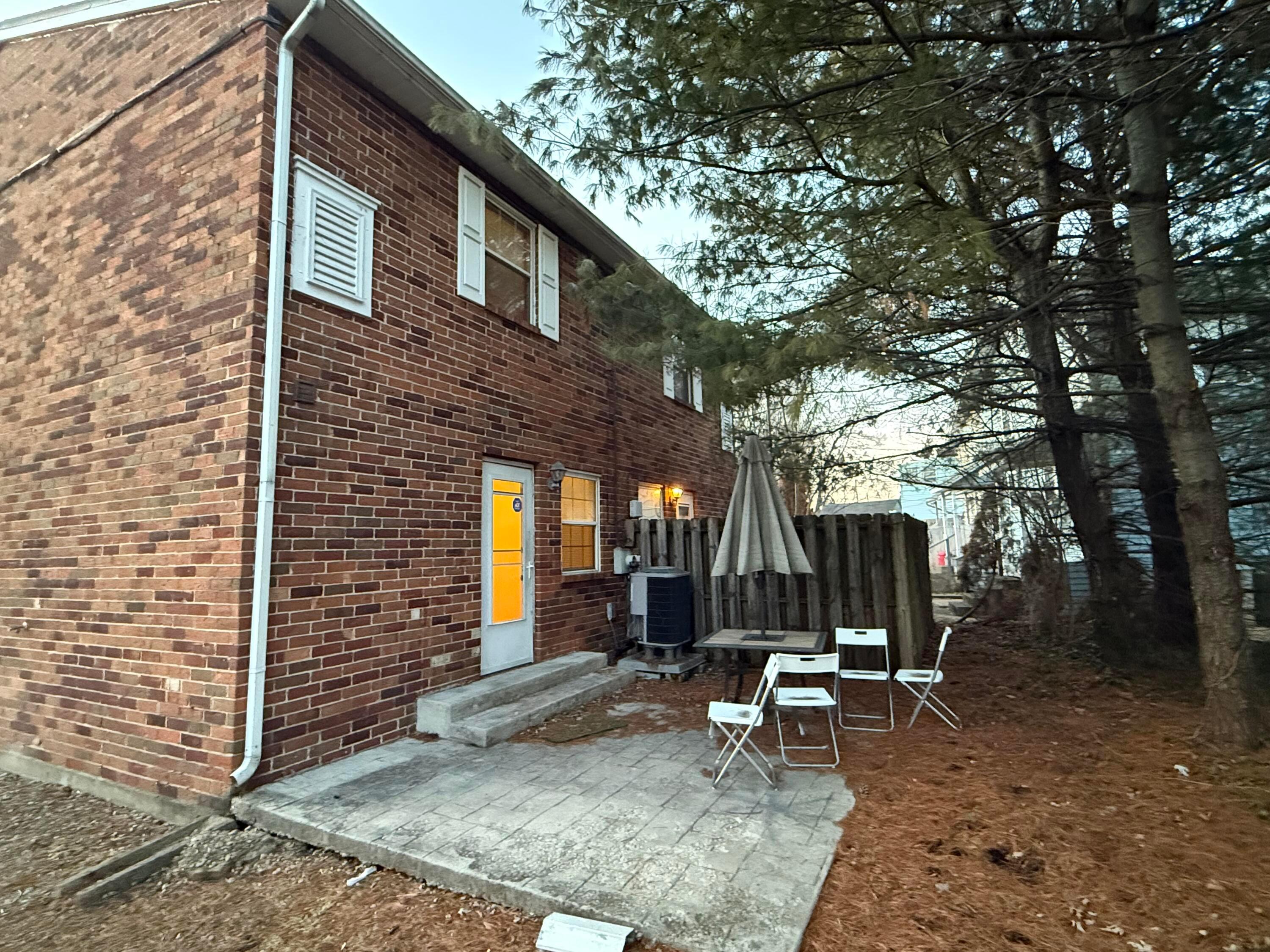 3027 Sunset Drive Property Photo 3