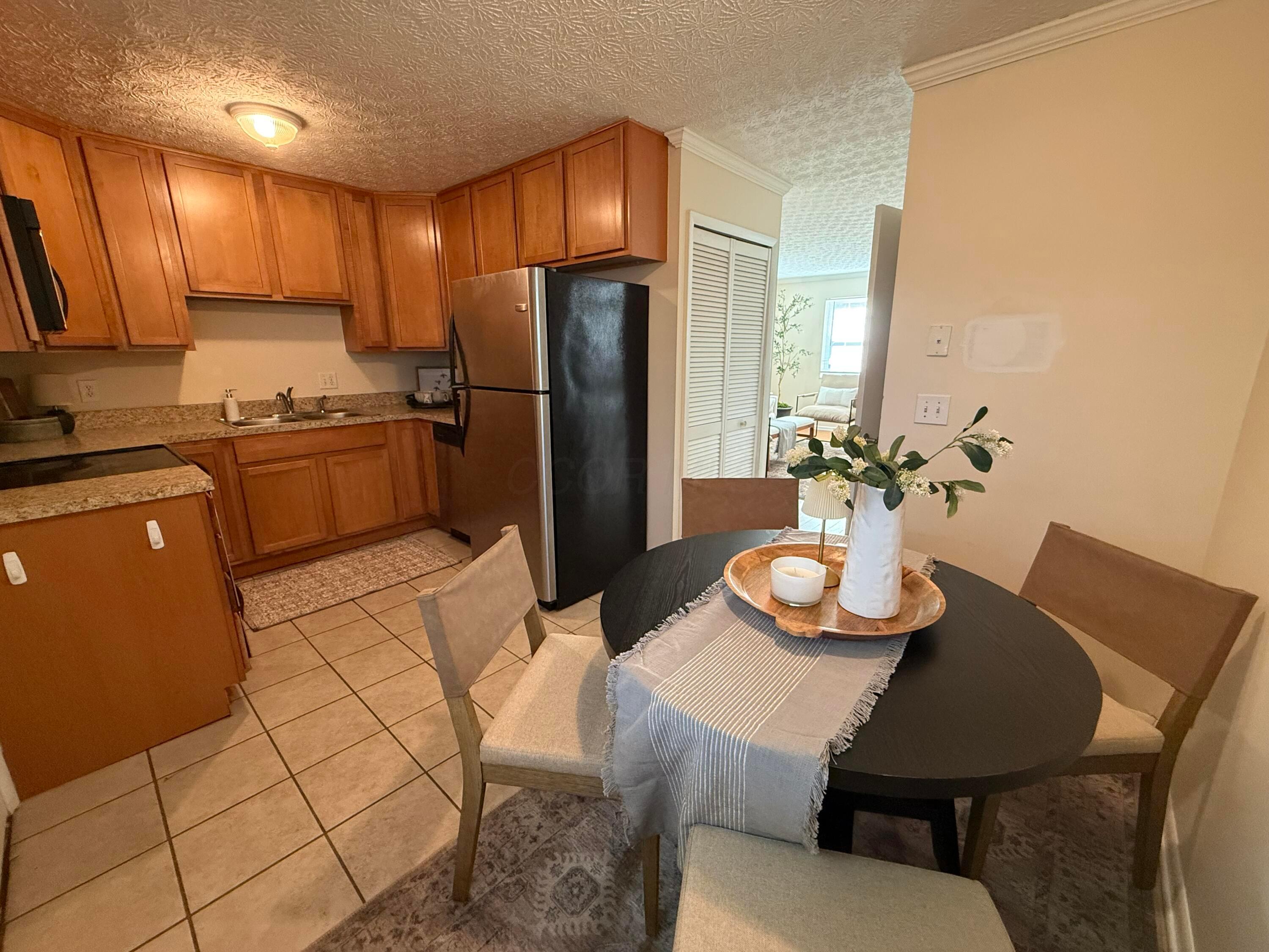 3027 Sunset Drive Property Photo 15