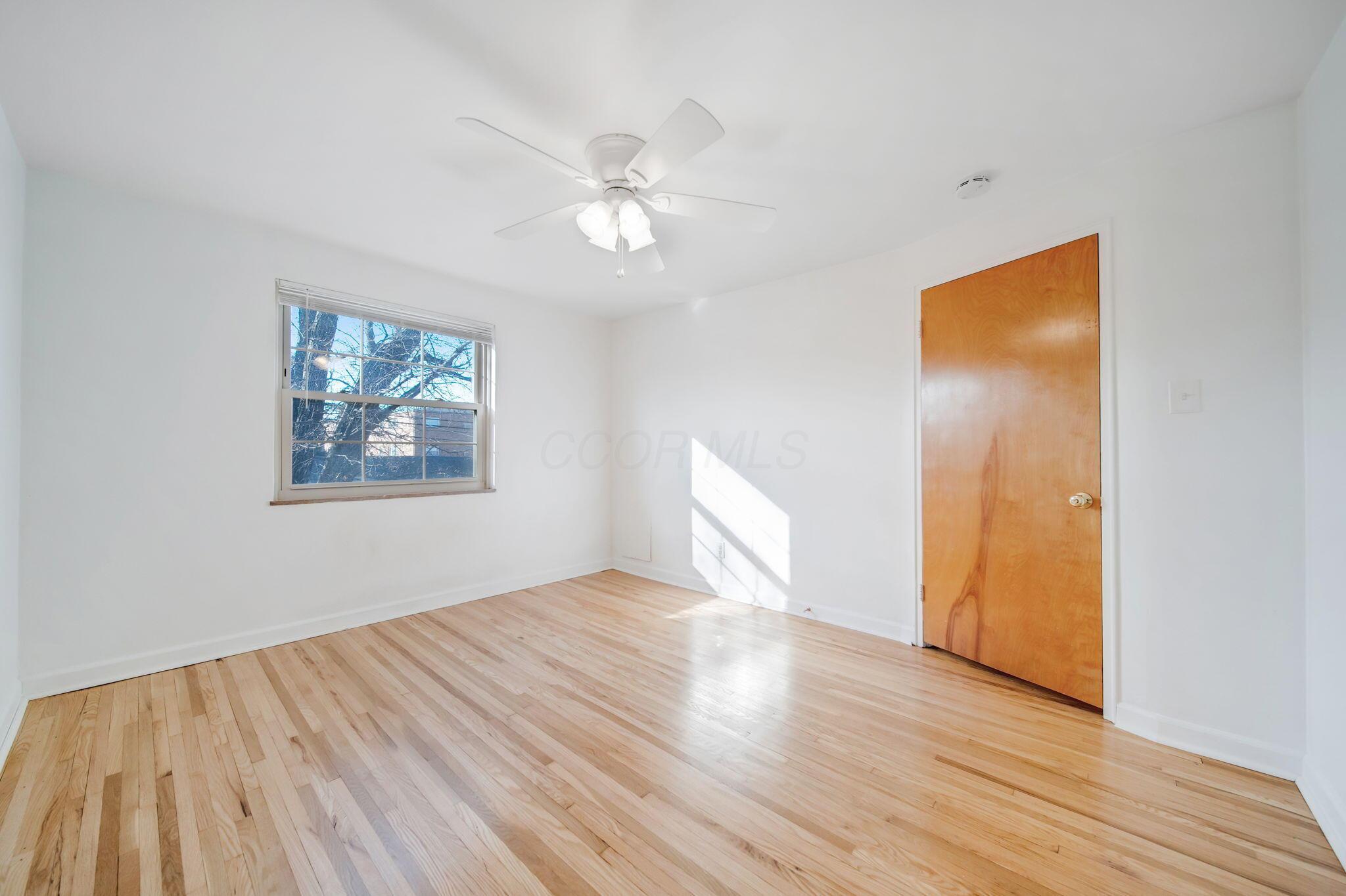 1809 Northwest Court, C Property Photo 13