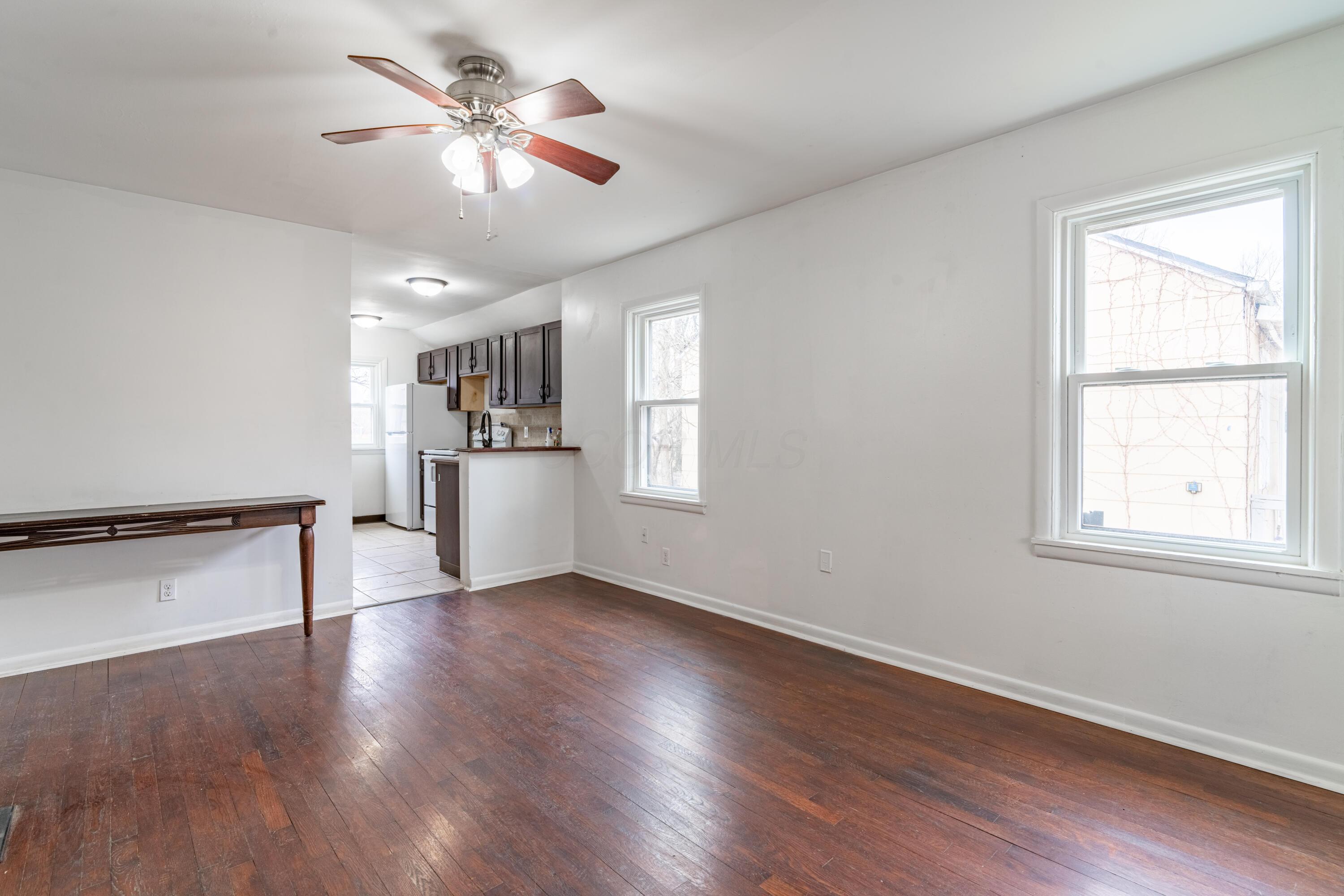 2398 Joyce Avenue Property Photo 3
