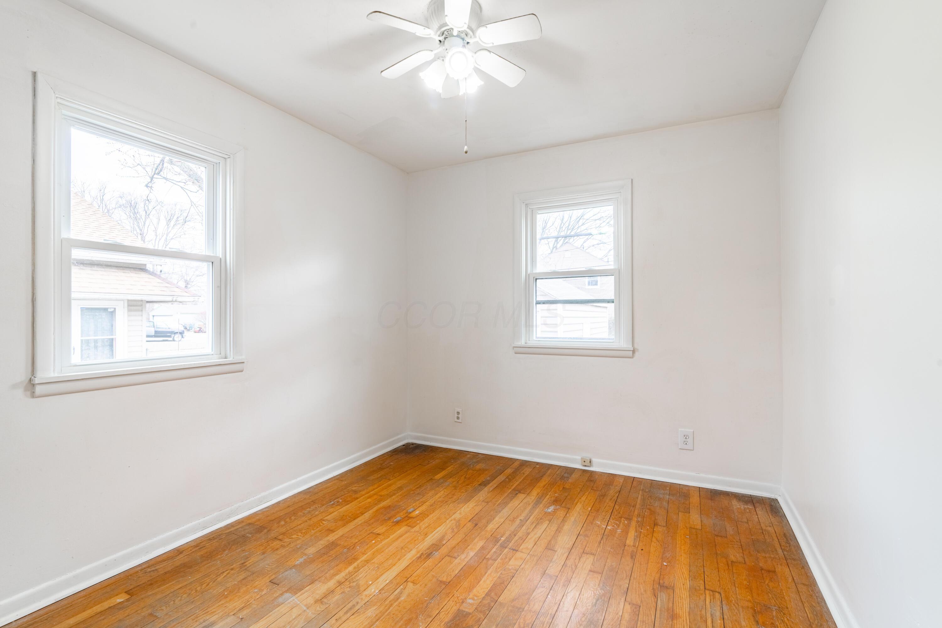 2398 Joyce Avenue Property Photo 7