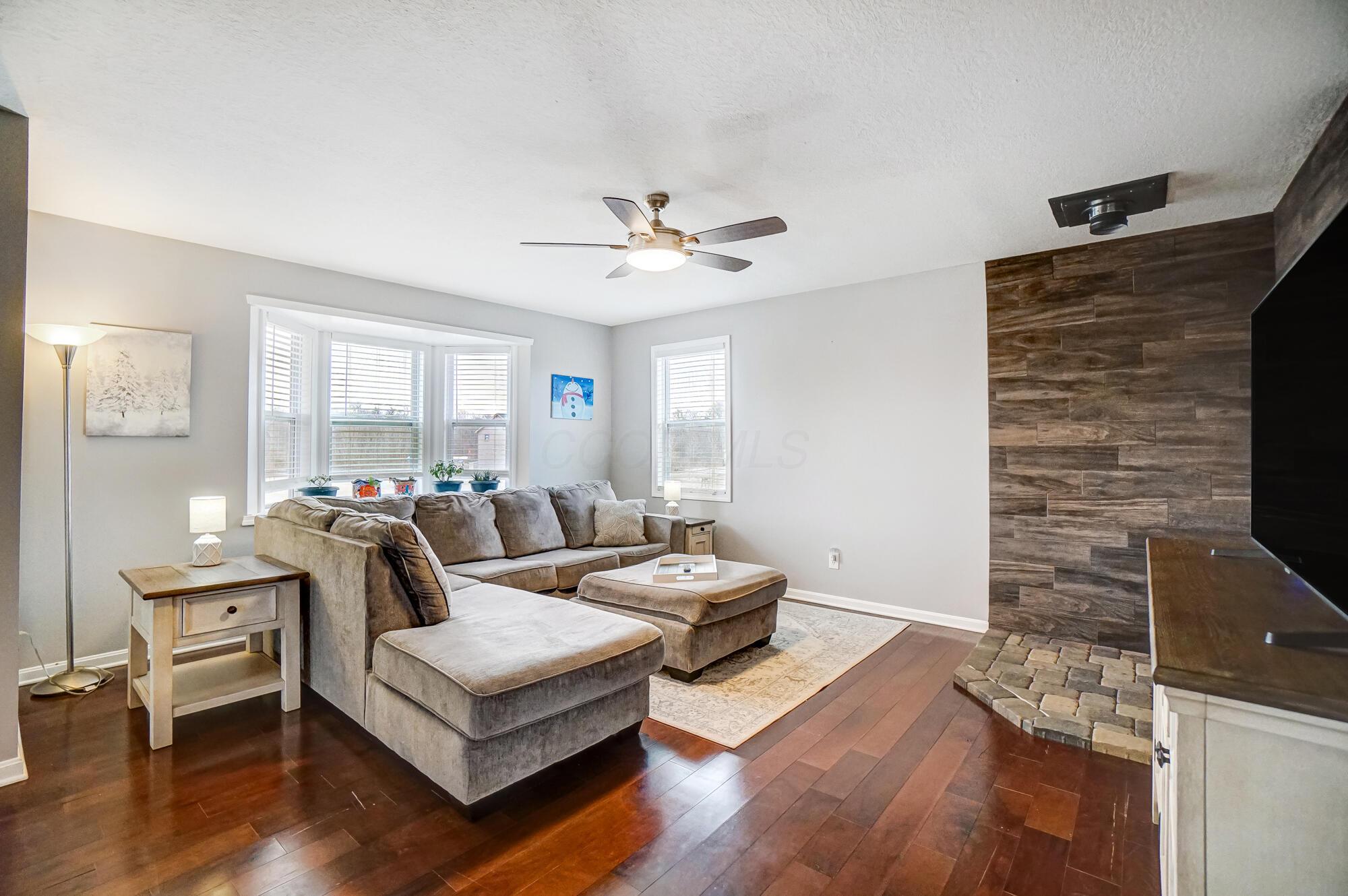 469 Treesong Road Property Photo 4