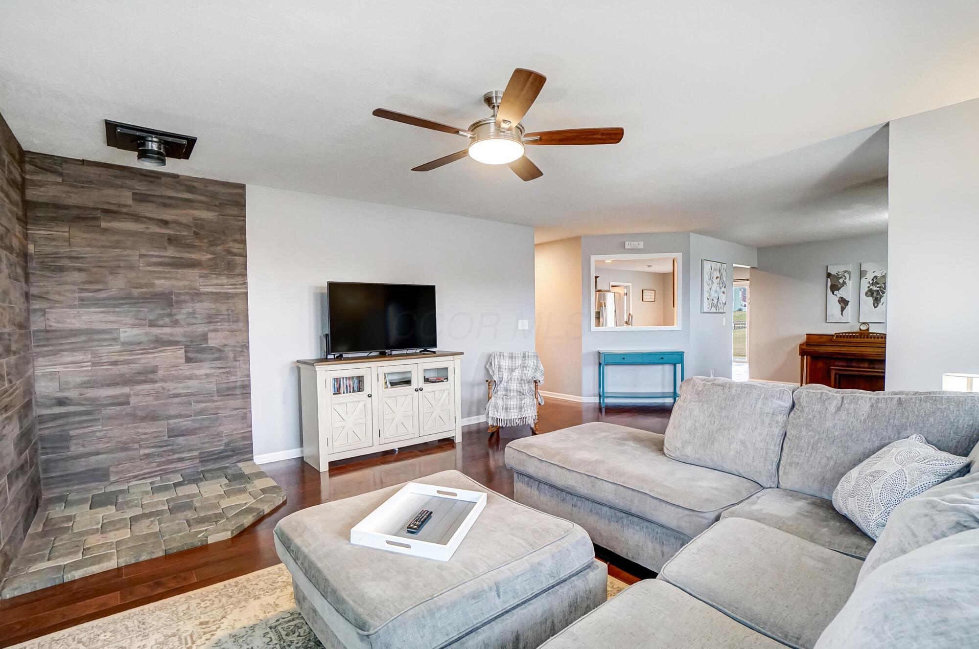469 Treesong Road Property Photo 6