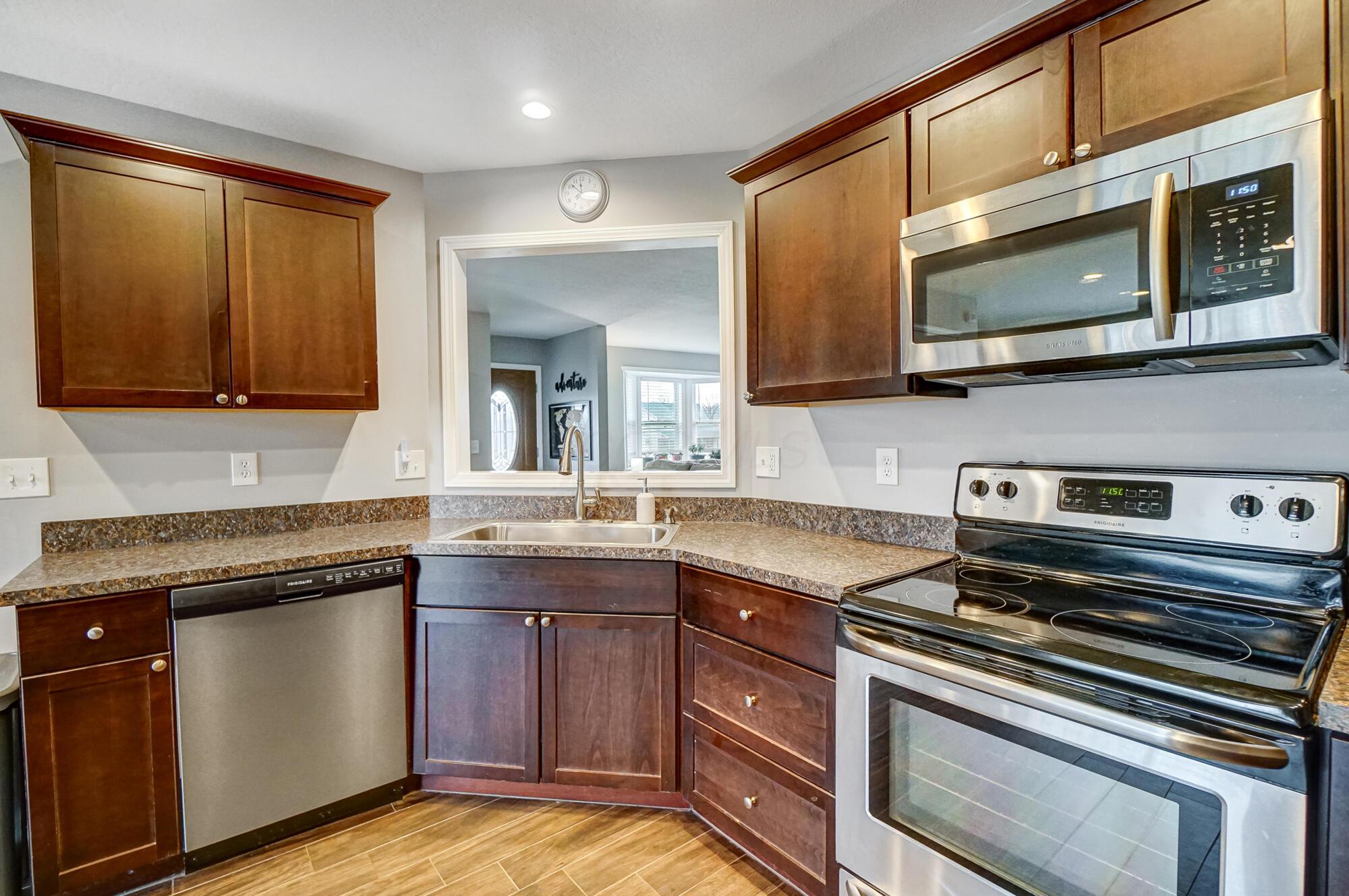 469 Treesong Road Property Photo 12