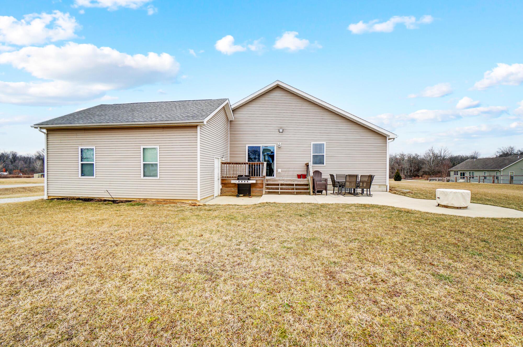 469 Treesong Road Property Photo 33
