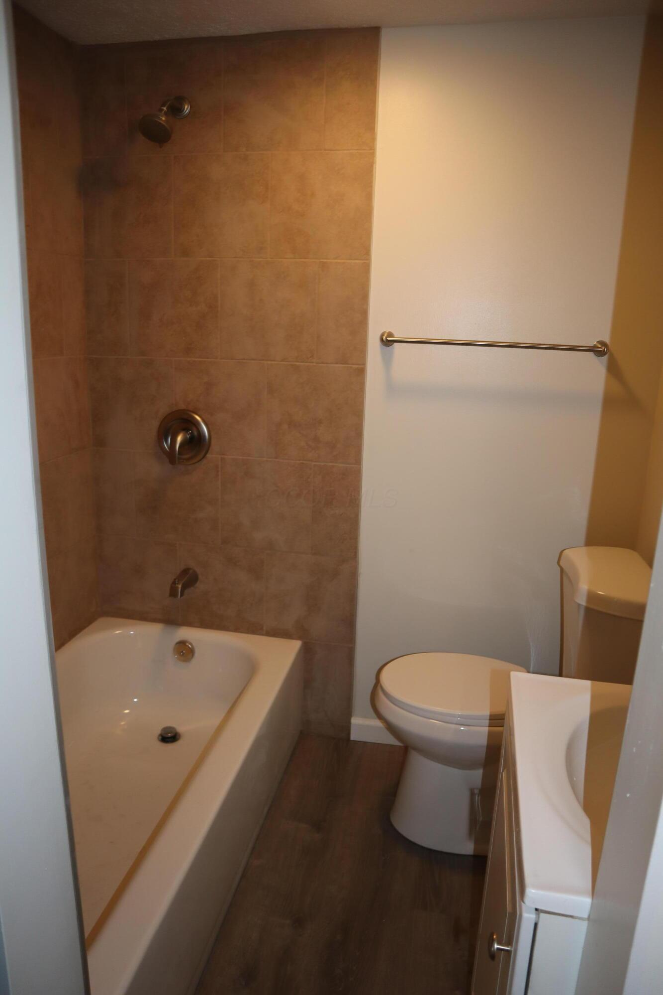 713 Willard Street Property Photo 3