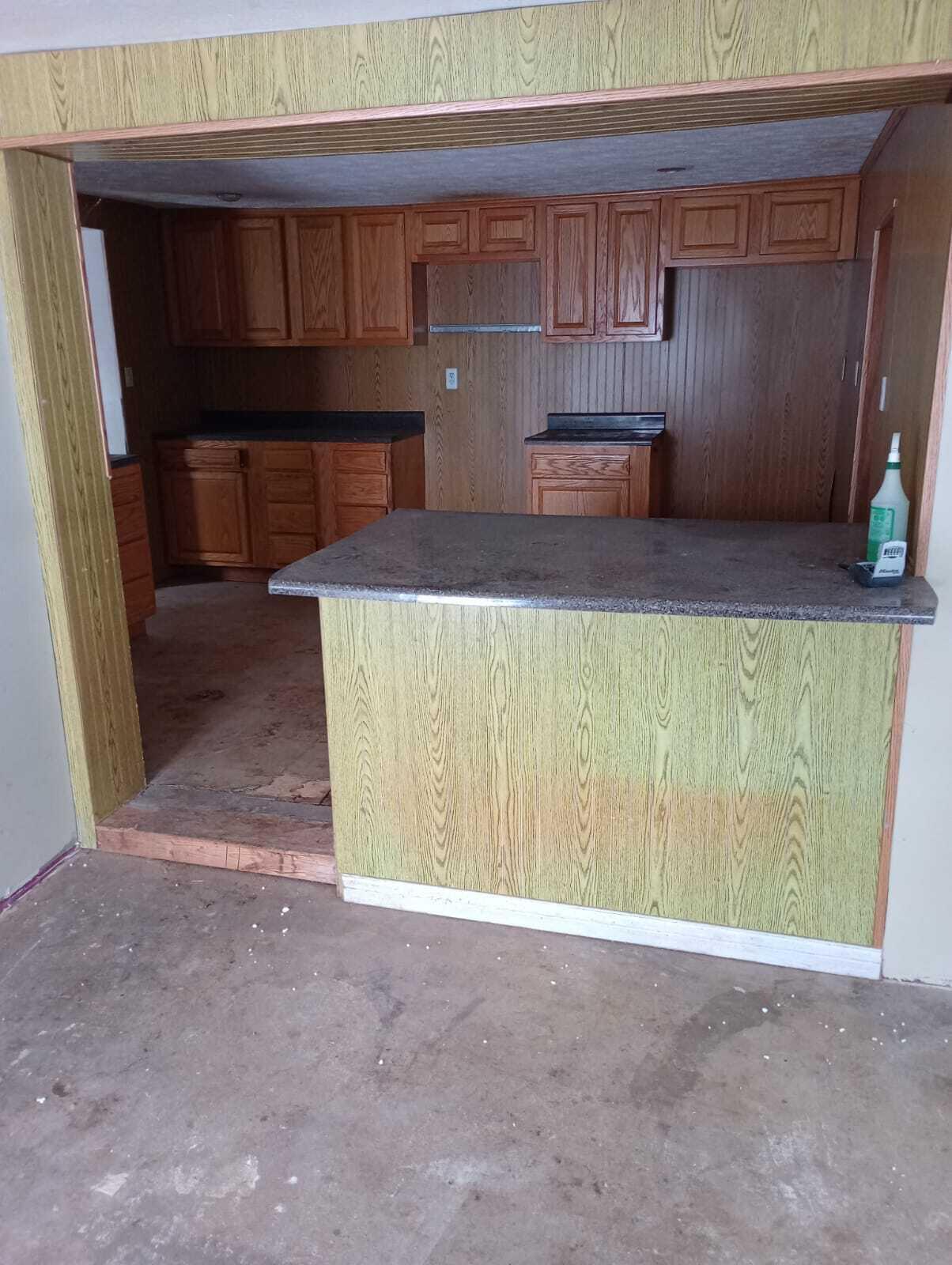 515 W Hicks Street Property Photo 1