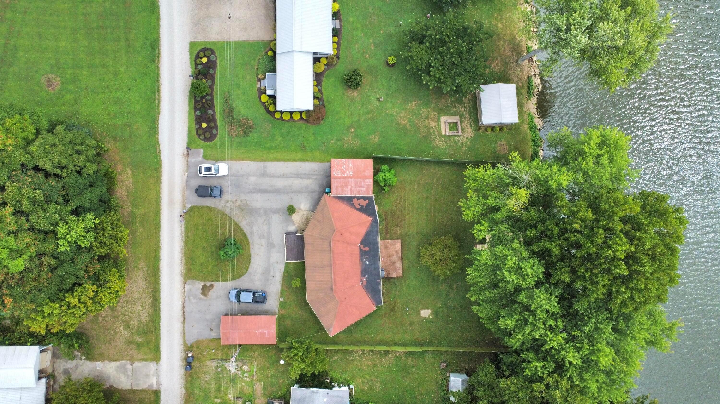 2712 Sycamore Lane Property Photo 6