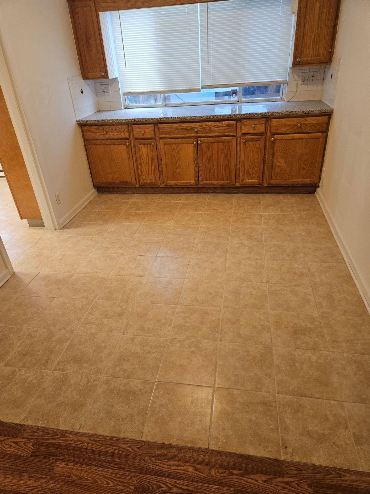 207 Buckeye Circle, B Property Photo 5