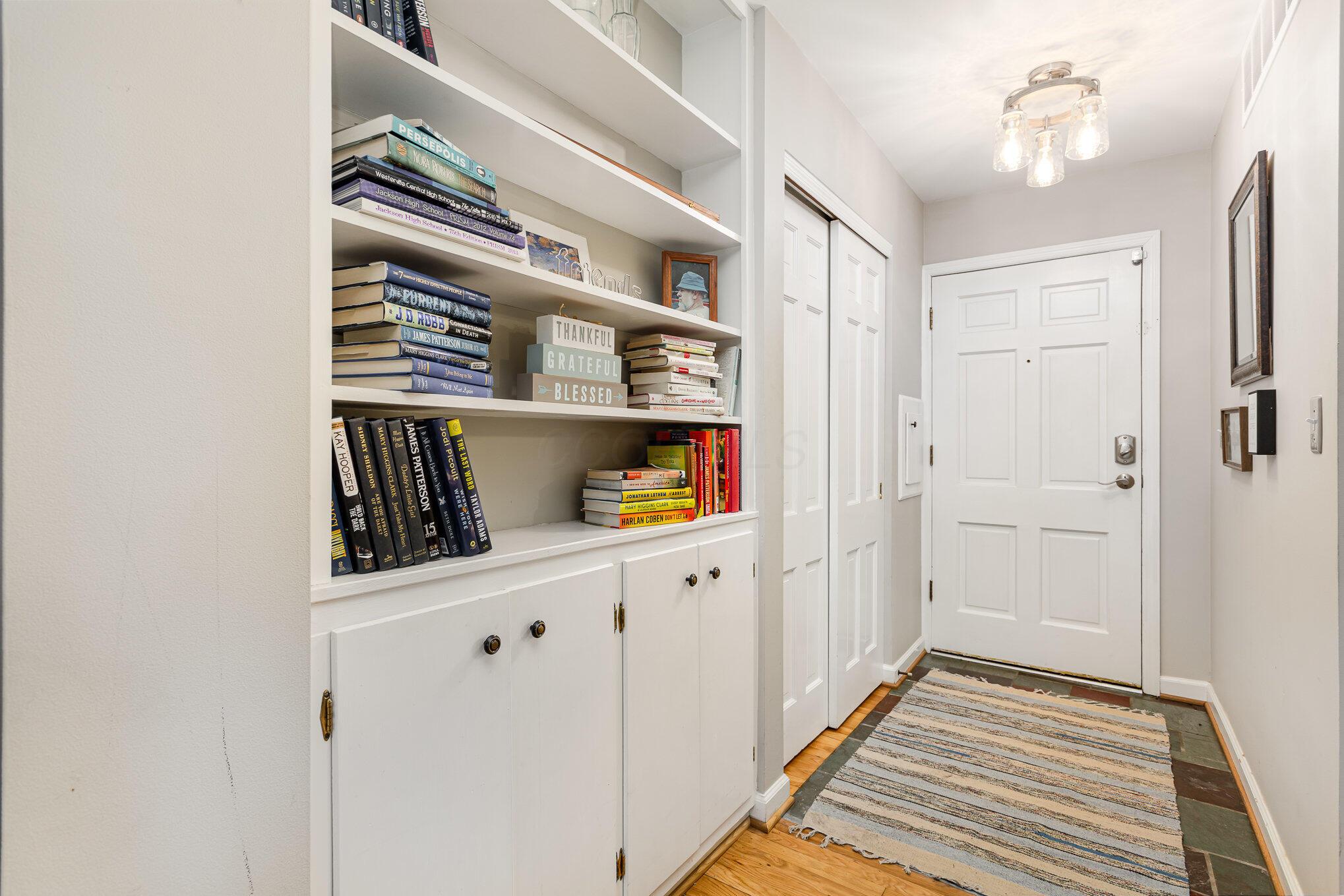 2615 Charing Road, B Property Photo 1