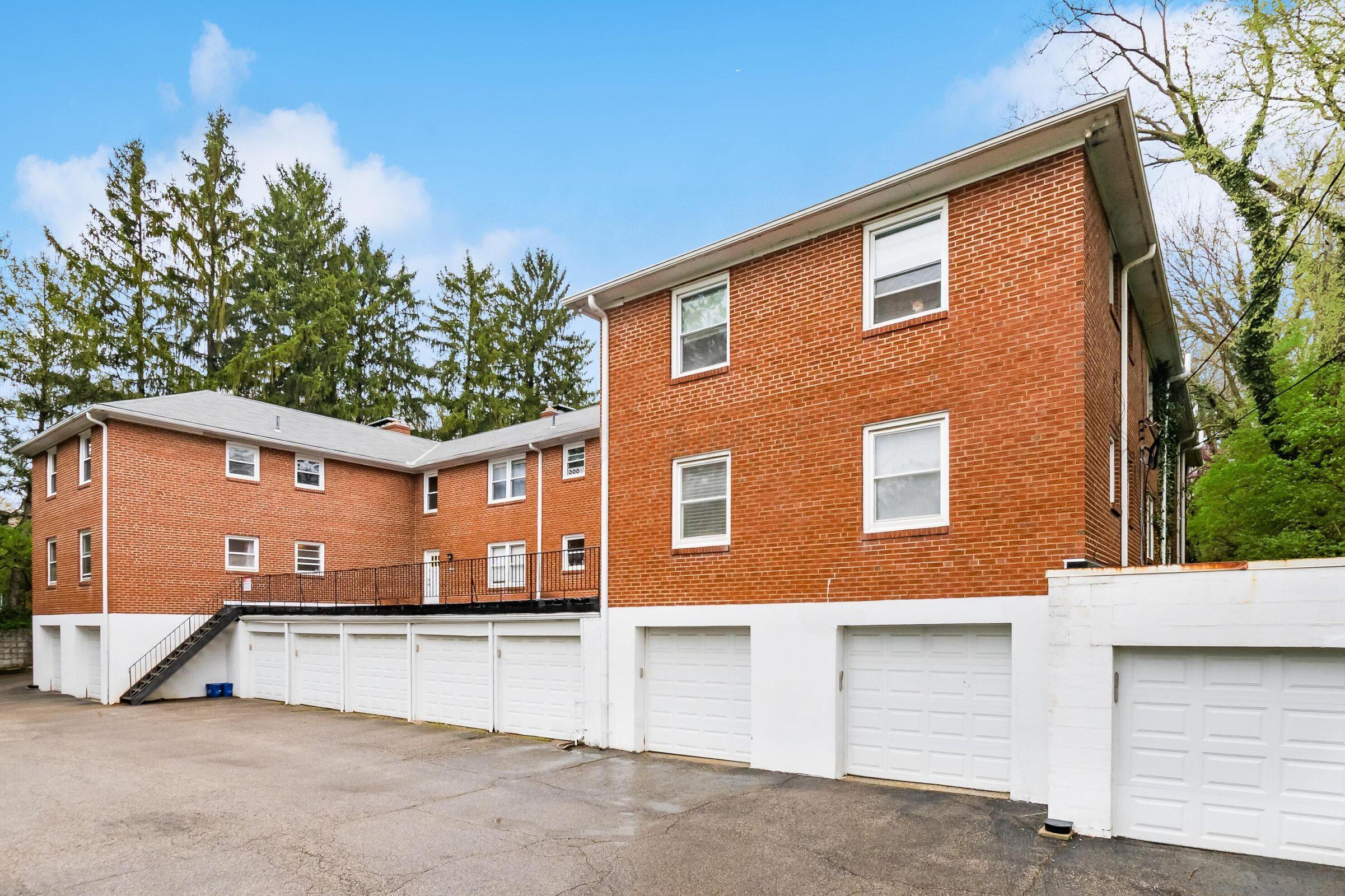 2615 Charing Road, B Property Photo 17