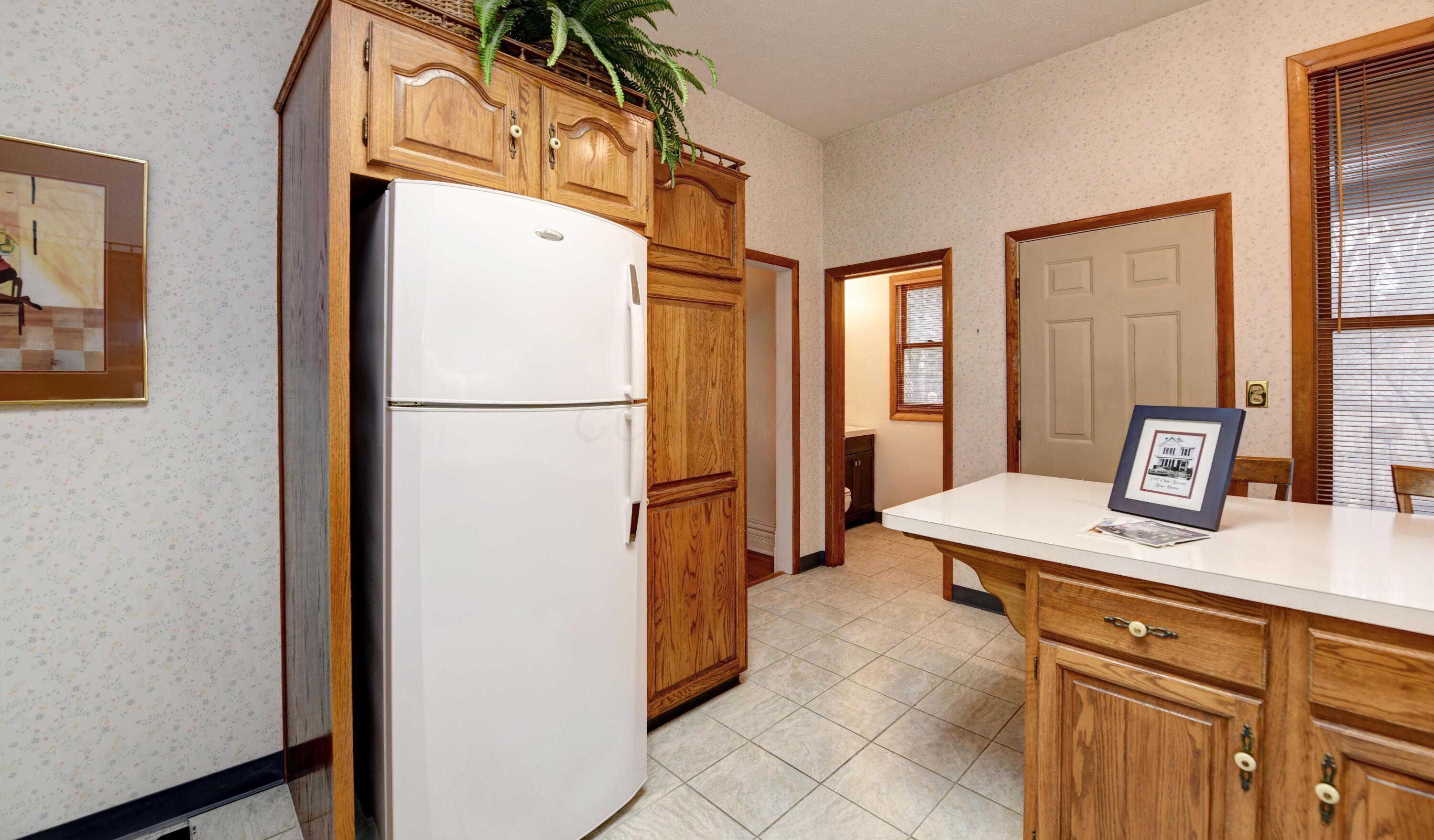 53 Linwood Avenue Property Photo 12