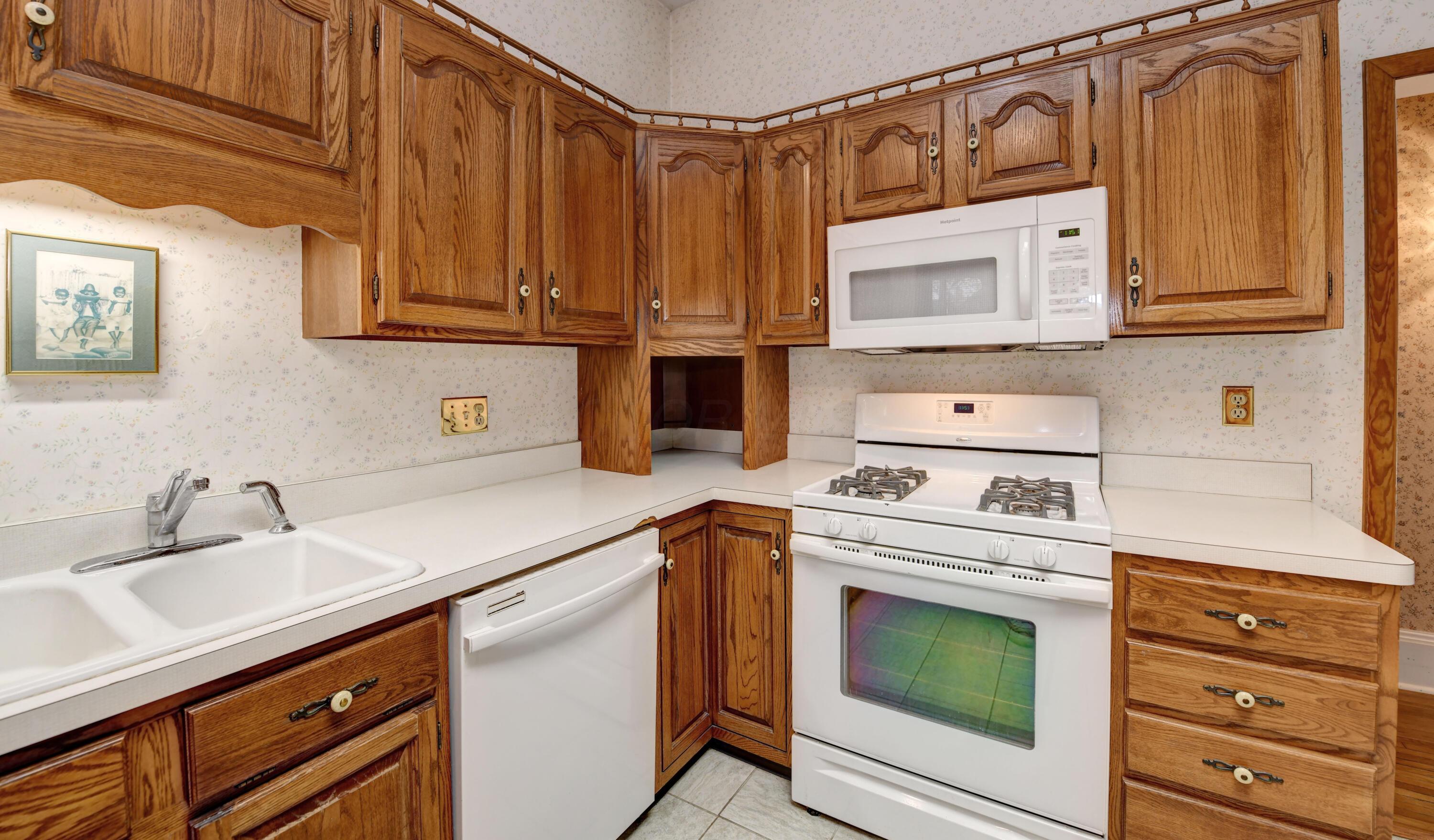 53 Linwood Avenue Property Photo 15