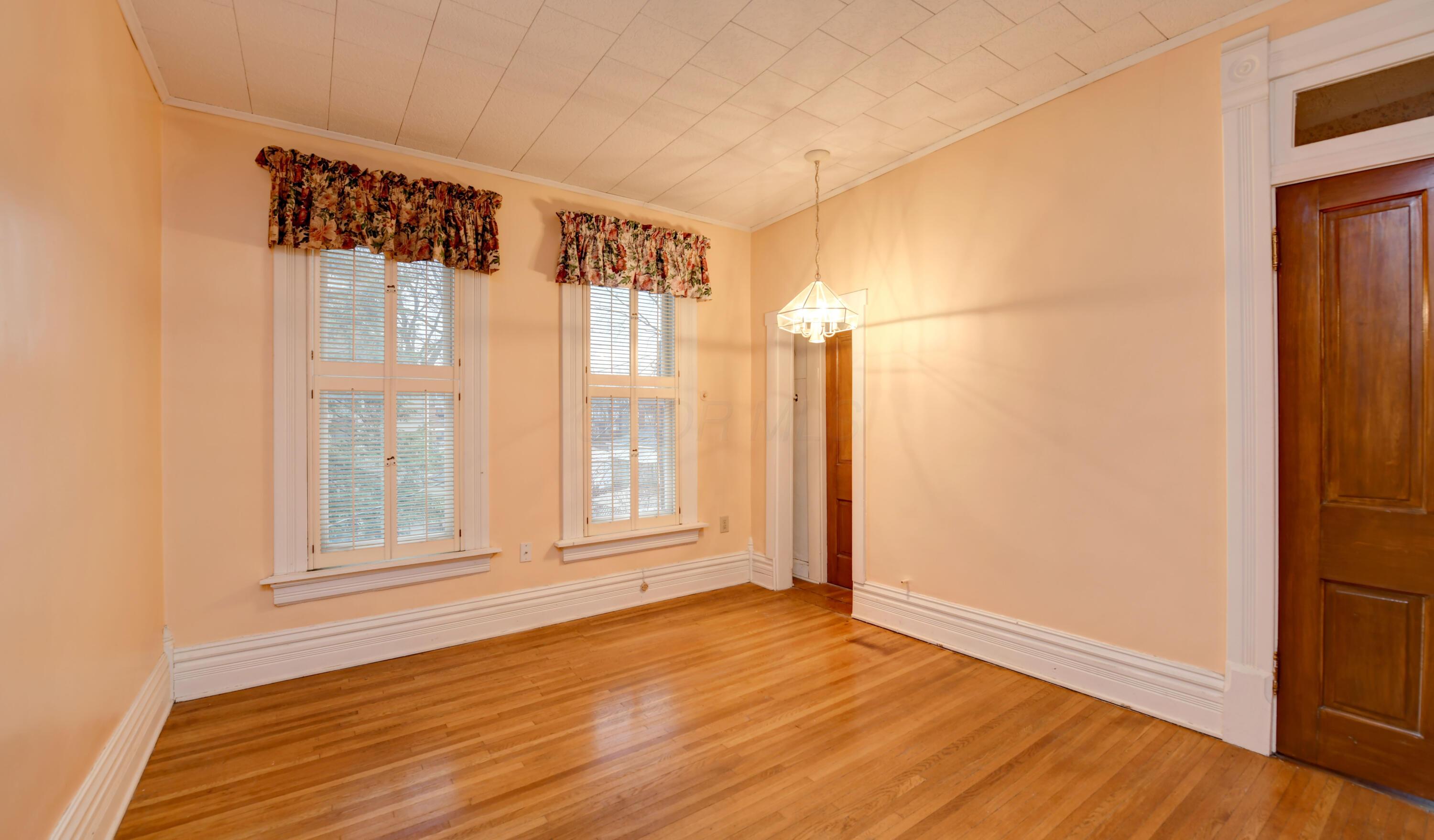 53 Linwood Avenue Property Photo 23