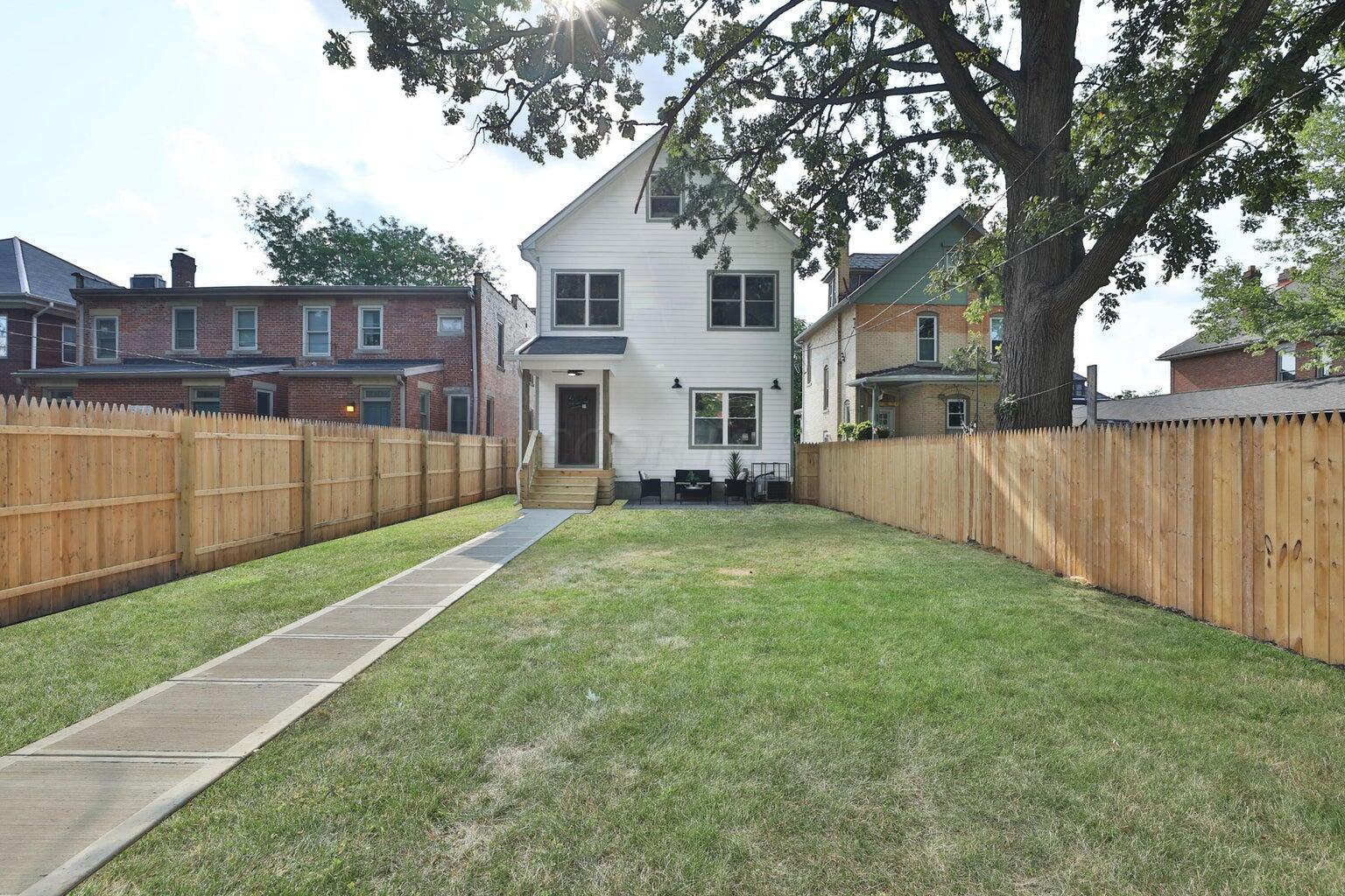 628 Oakwood Avenue Property Photo 49