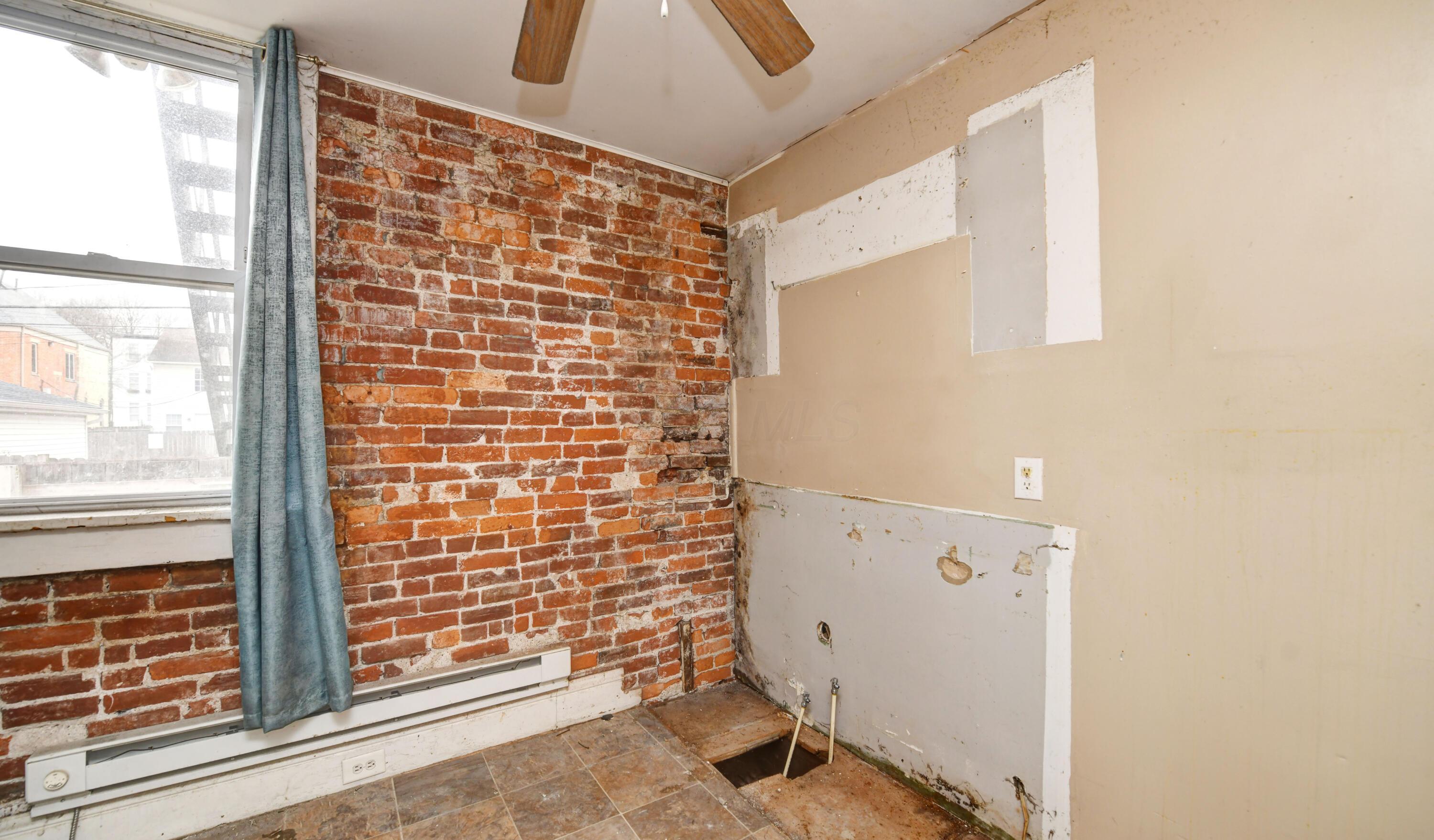 37 - 39 Latta Avenue Property Photo 35