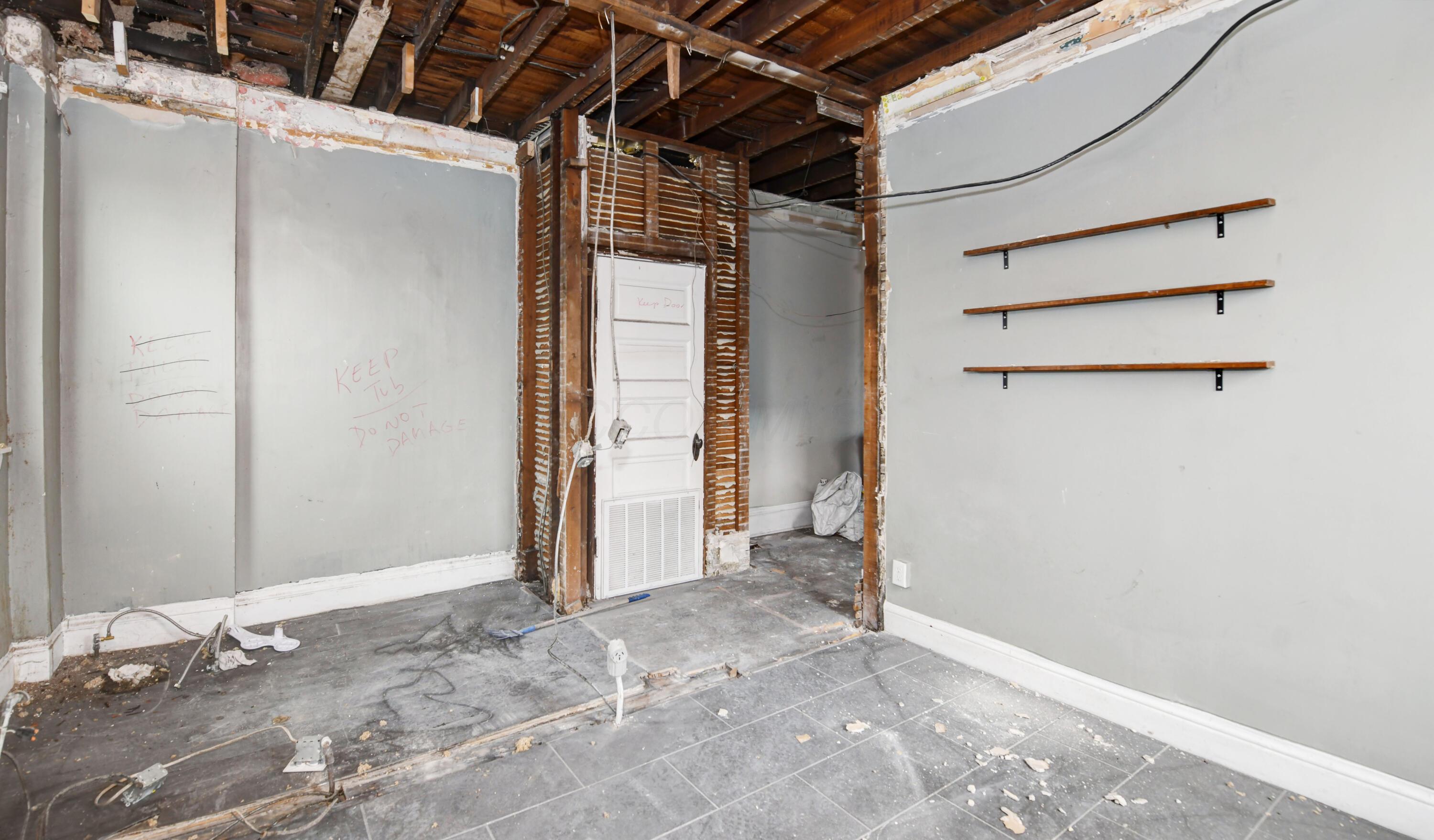 37 - 39 Latta Avenue Property Photo 40