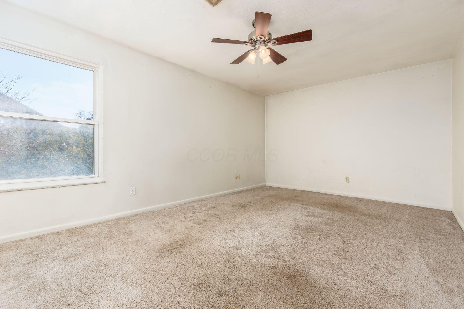 1530-1540 Longeaton Drive Property Photo 19