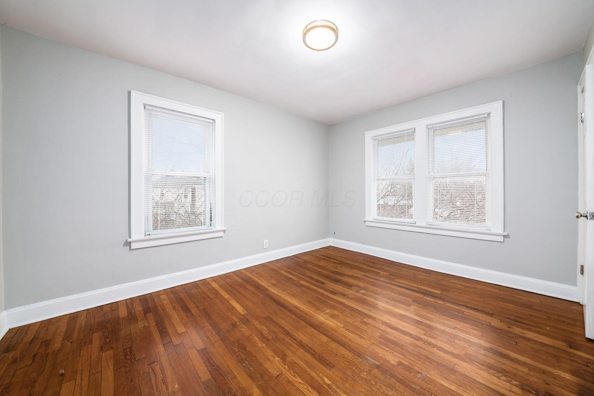 73-75 E Markison Avenue Property Photo 13