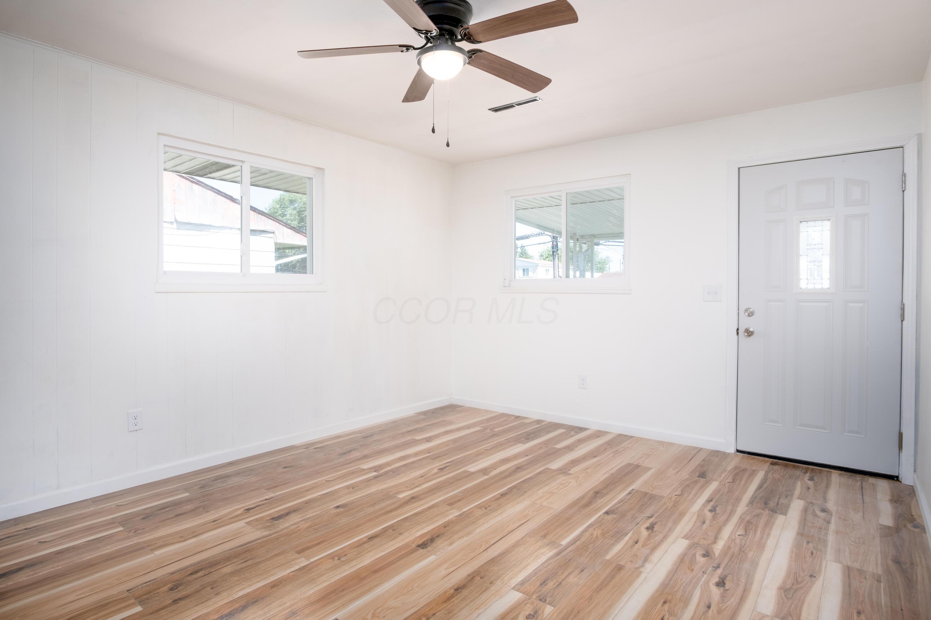 977 Hilock Road Property Photo 16