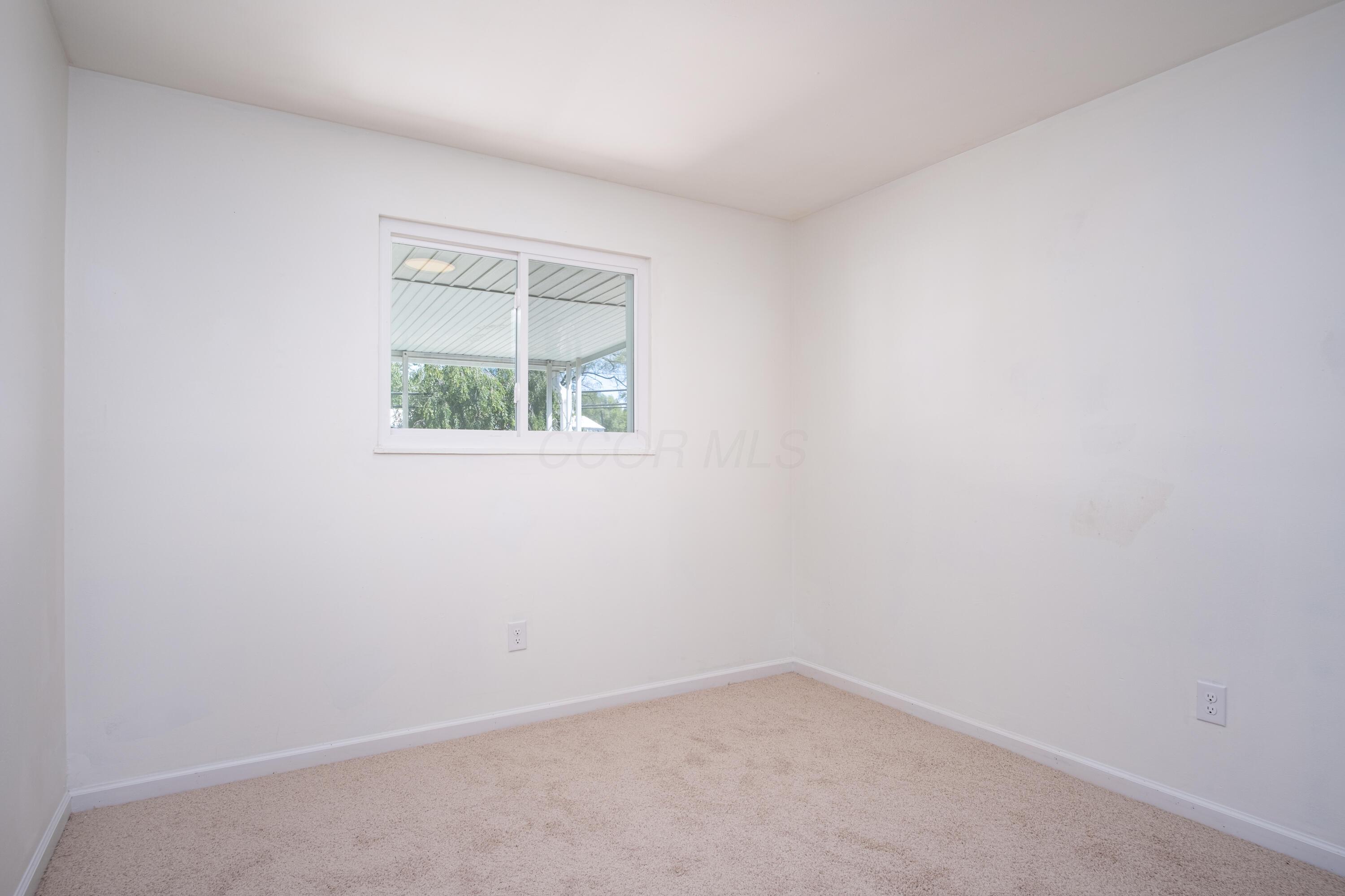 977 Hilock Road Property Photo 17