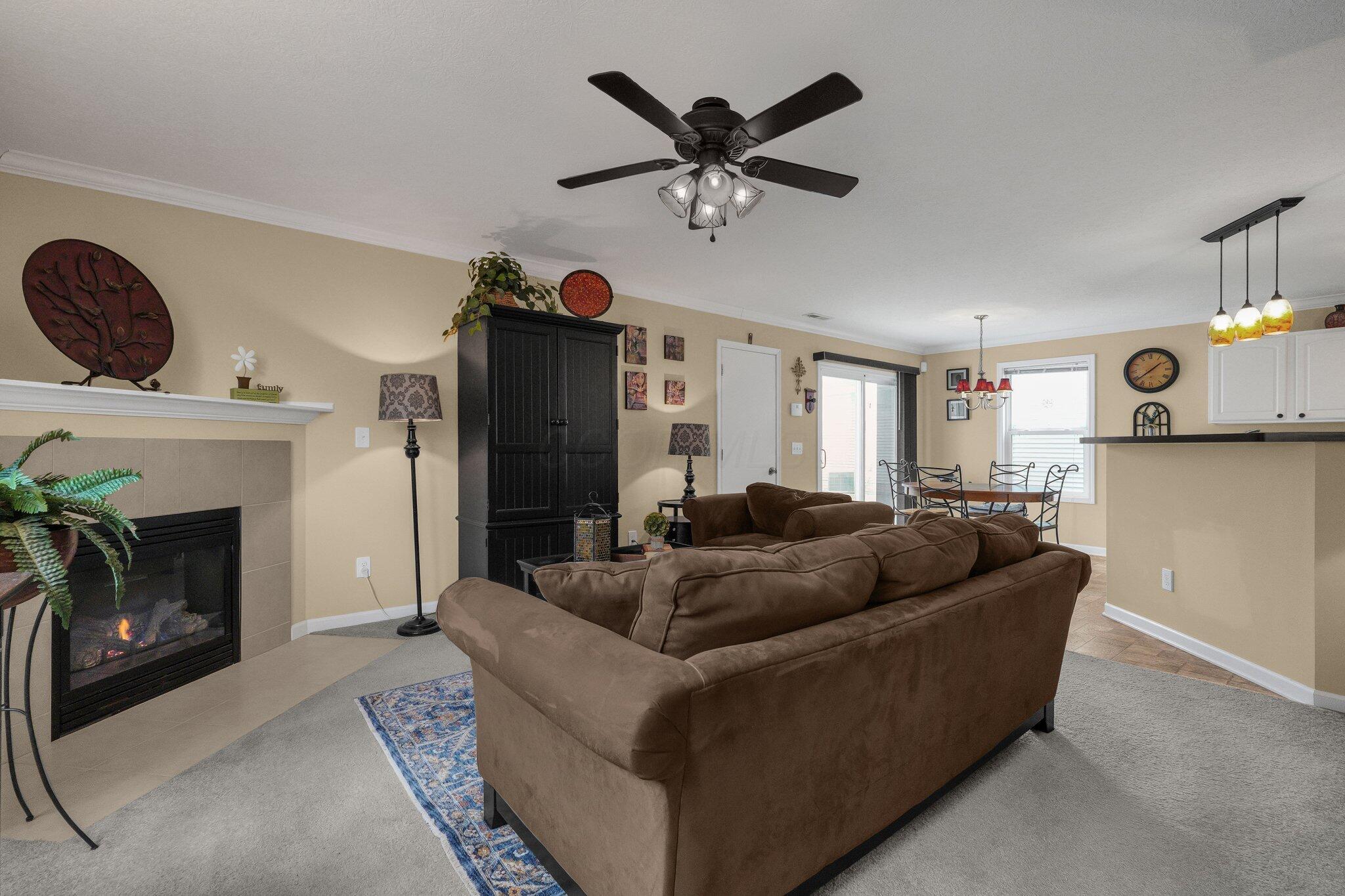 9301 Cliff Springs Trail Property Photo 10