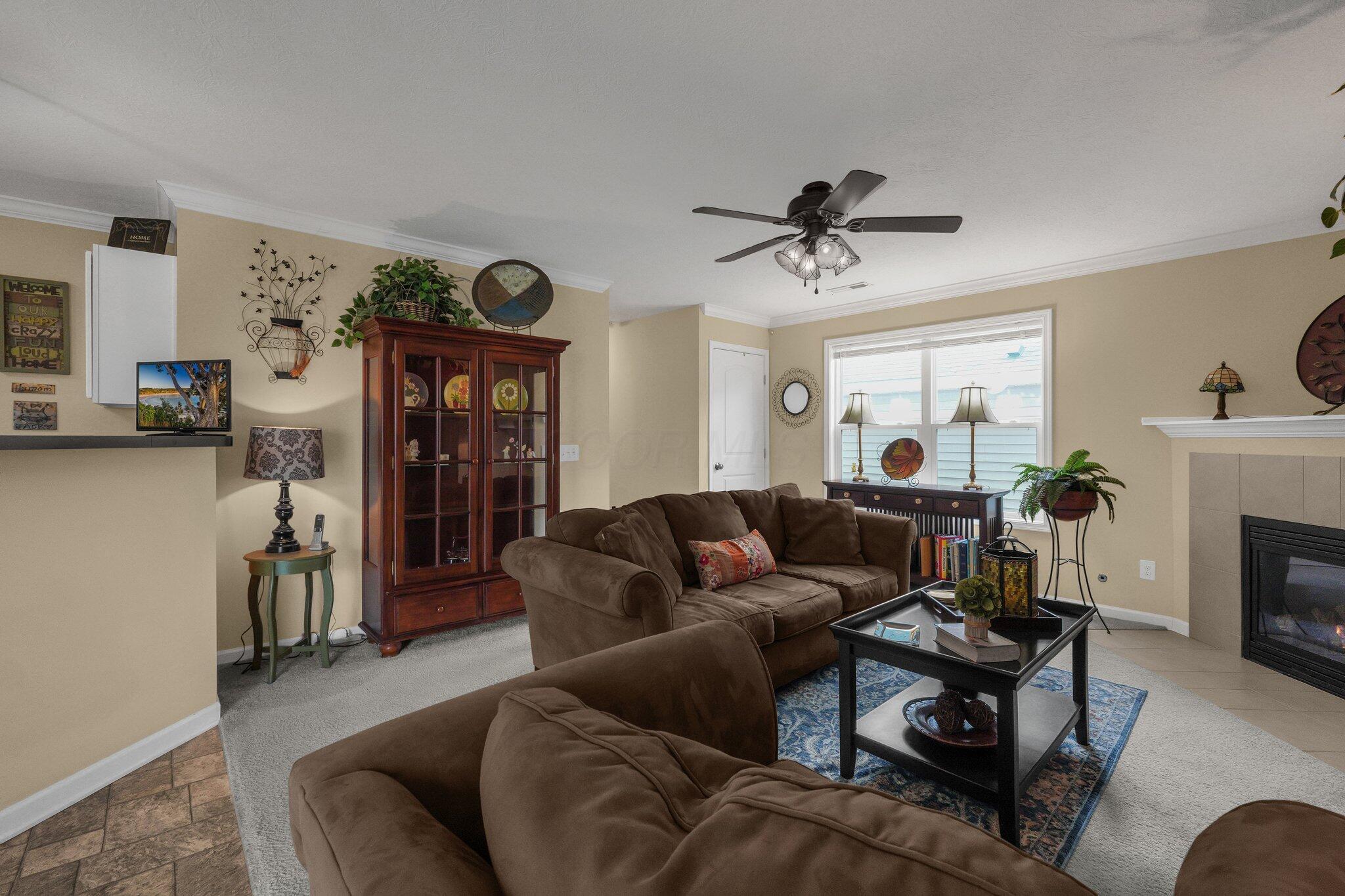 9301 Cliff Springs Trail Property Photo 11