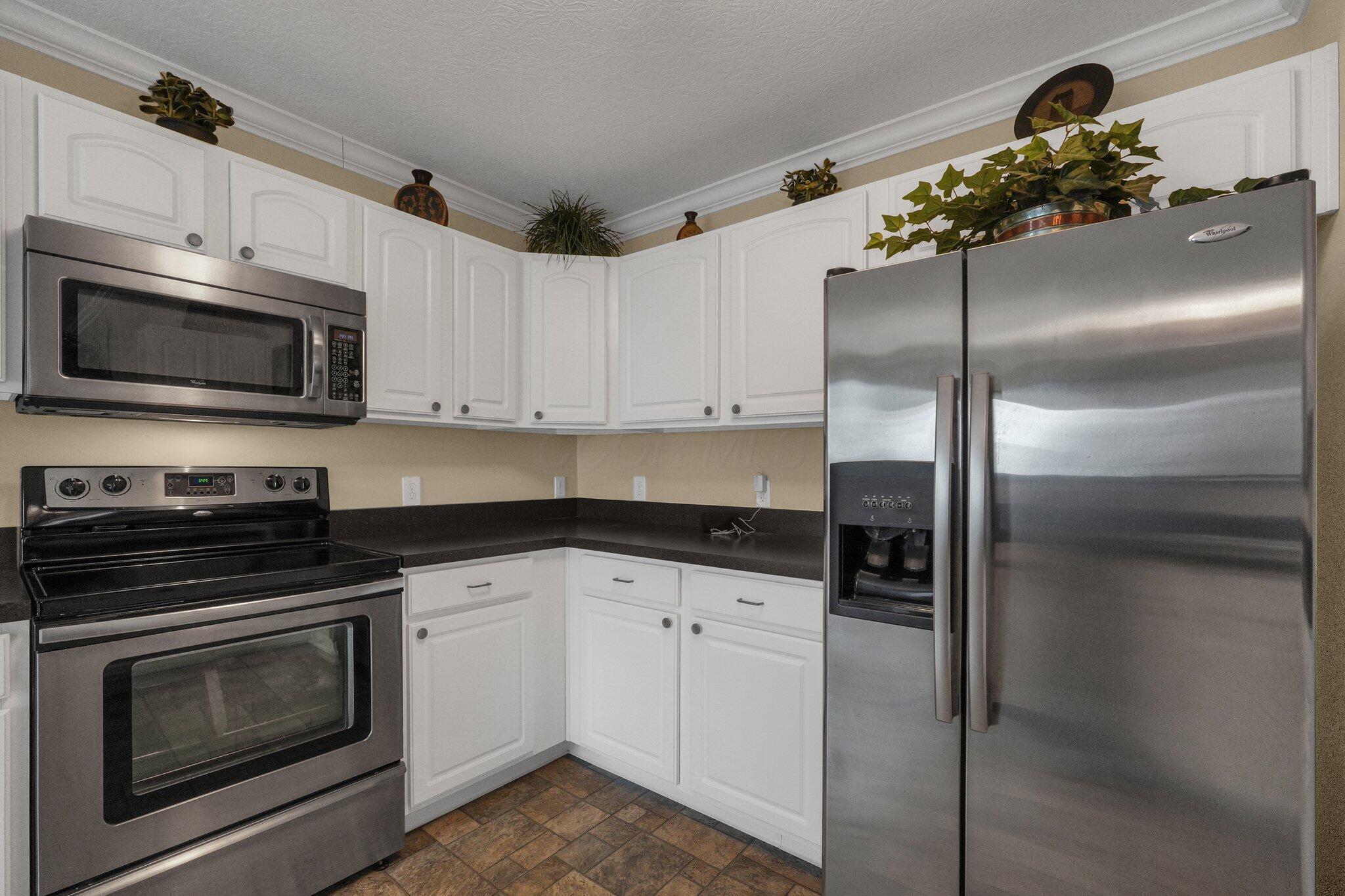 9301 Cliff Springs Trail Property Photo 19