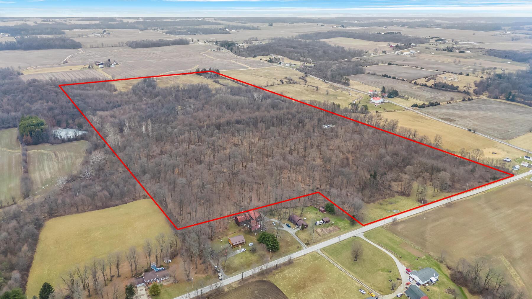 5794 Township Road 107 Property Photo 1