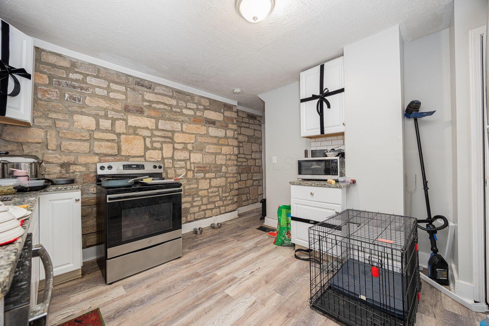 77 Schultz Avenue, 79 Property Photo 13