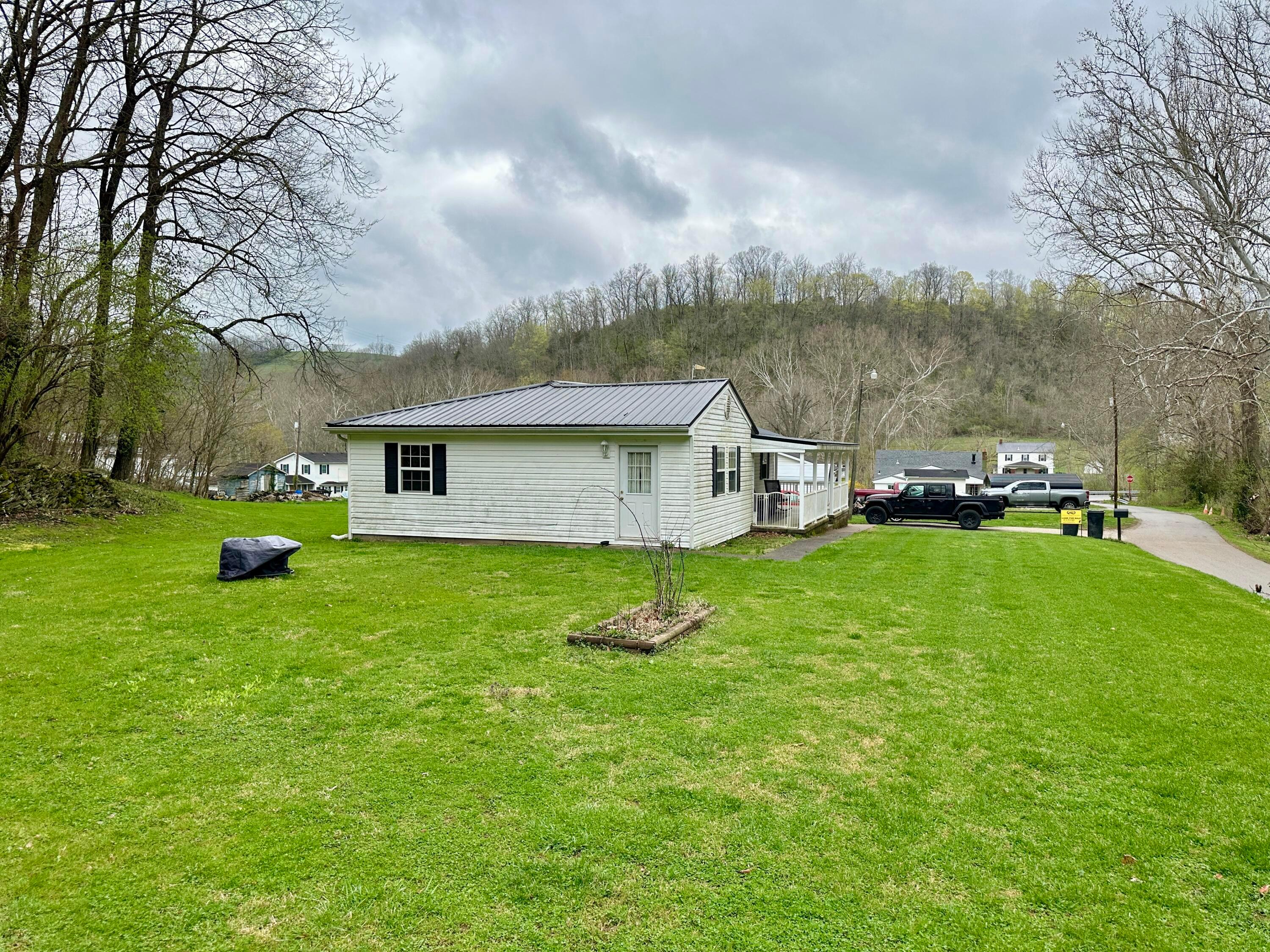 9634 Big Run Road Property Photo 7