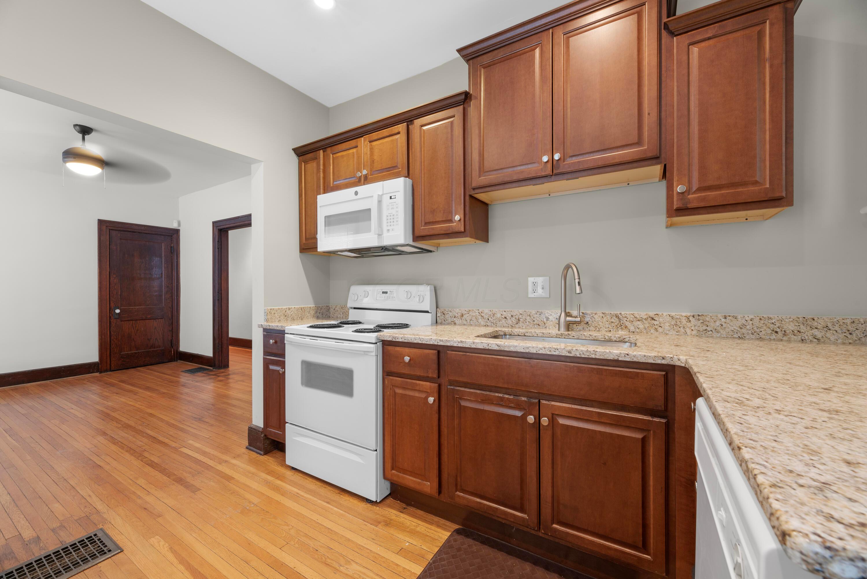 224 N 20th Street, 222 Property Photo 15