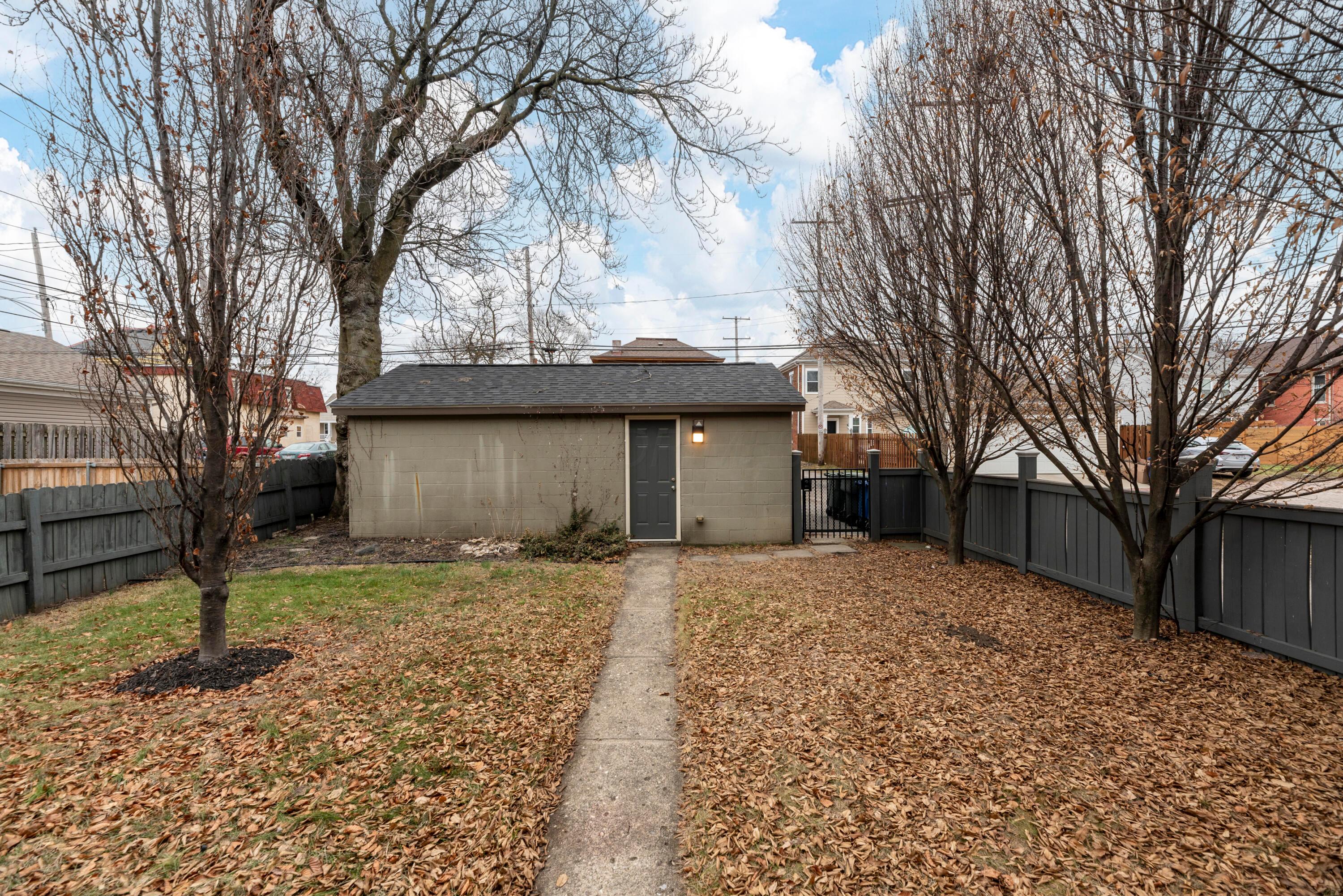 224 N 20th Street, 222 Property Photo 24
