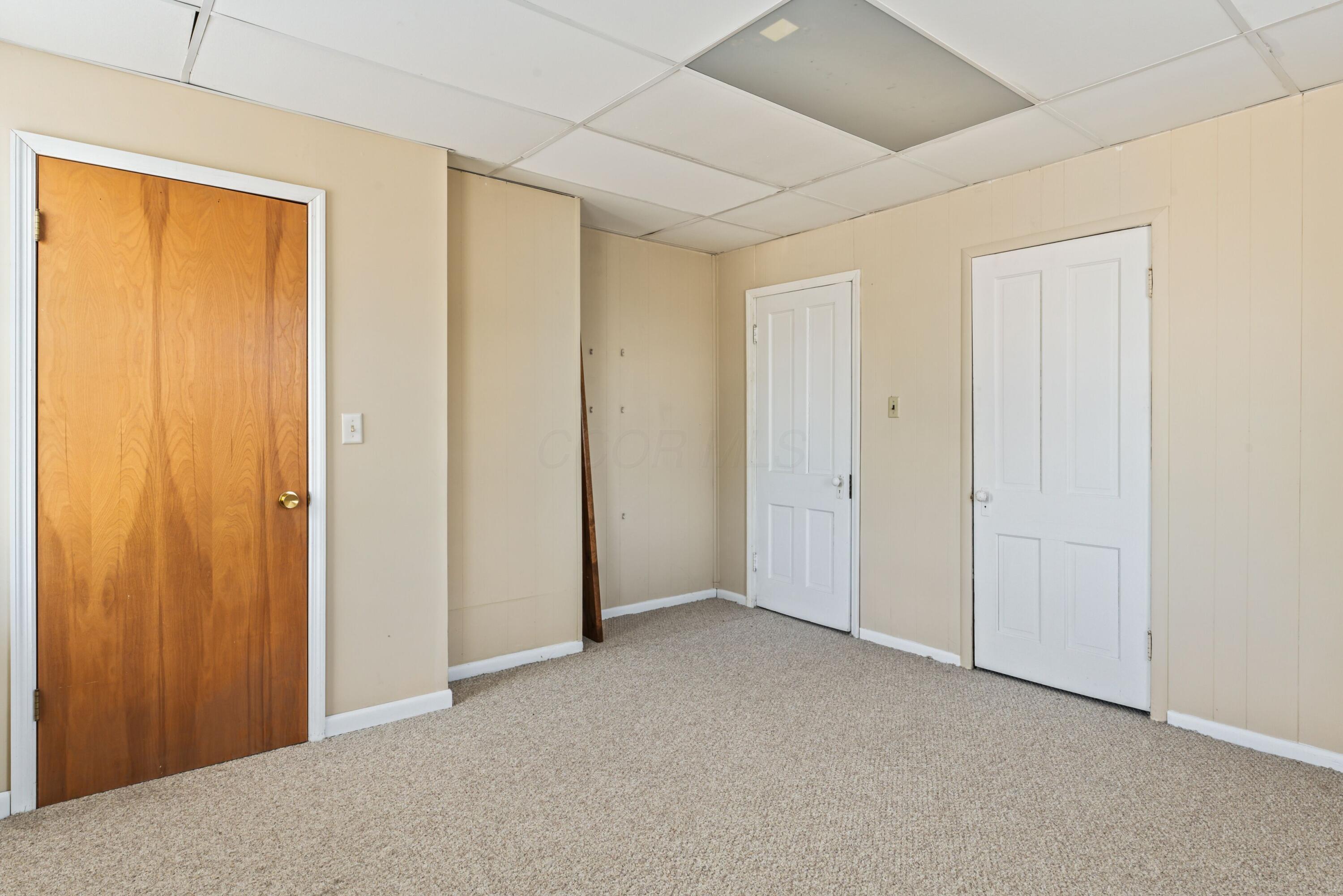 2219 W Broad Street Property Photo 13