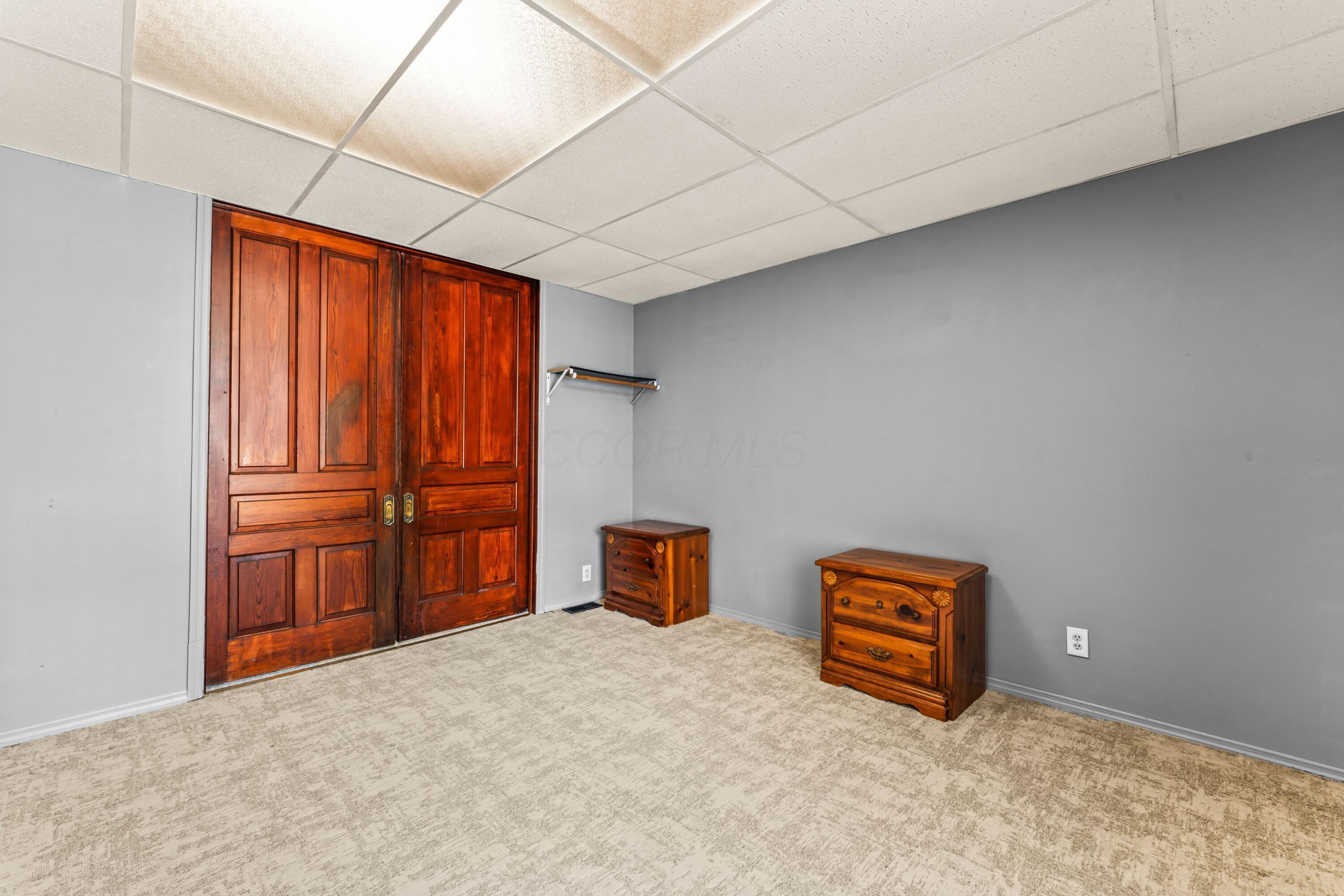 2219 W Broad Street Property Photo 31