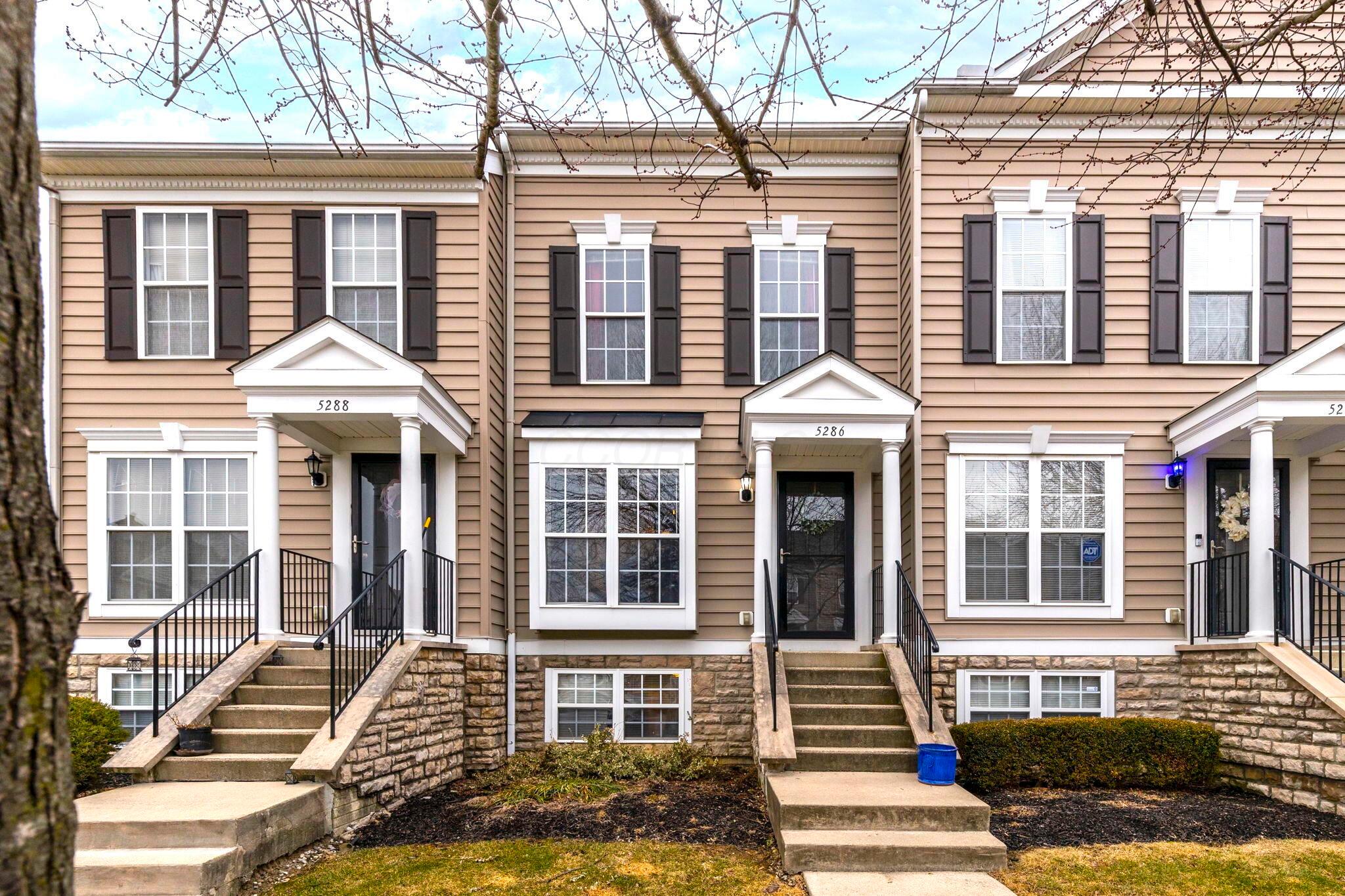5286 Cross River Falls Boulevard Property Photo 1
