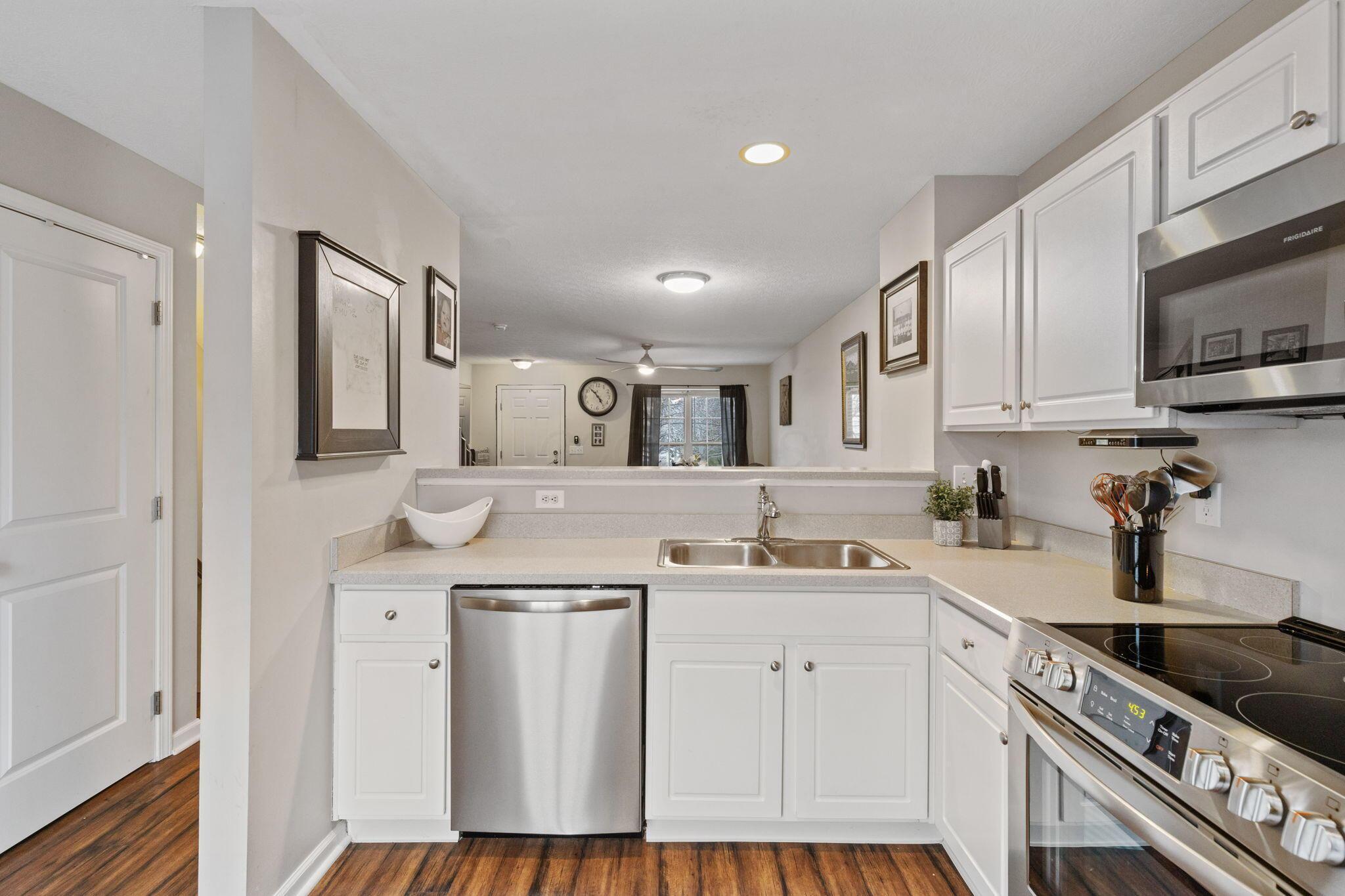 5286 Cross River Falls Boulevard Property Photo 10