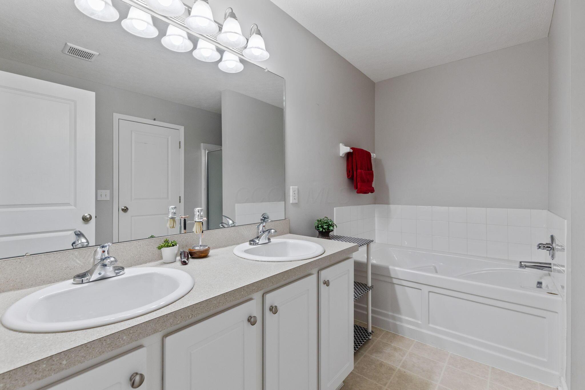 5286 Cross River Falls Boulevard Property Photo 18