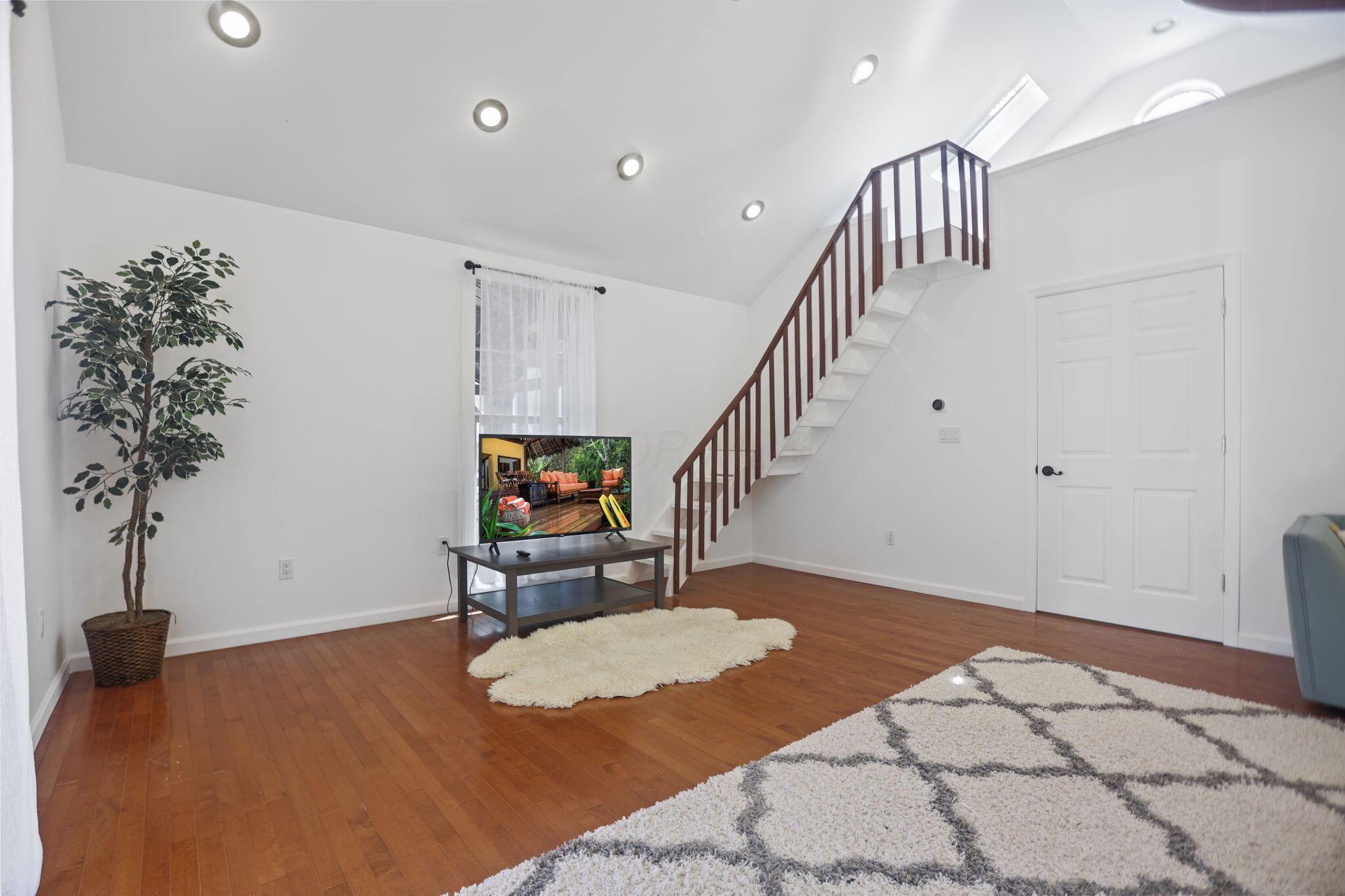 1761 Roxbury Road Property Photo 21