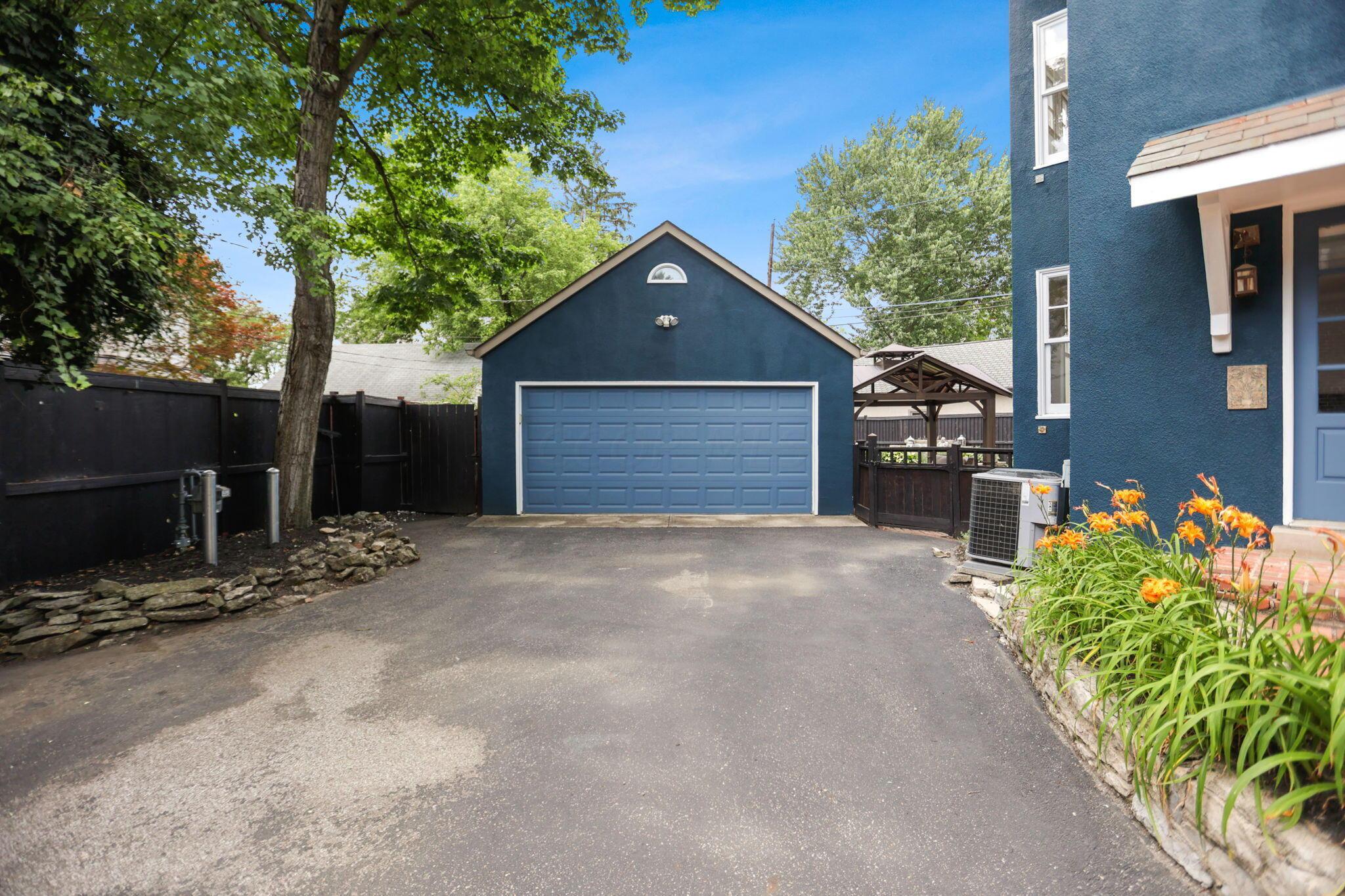 1761 Roxbury Road Property Photo 29