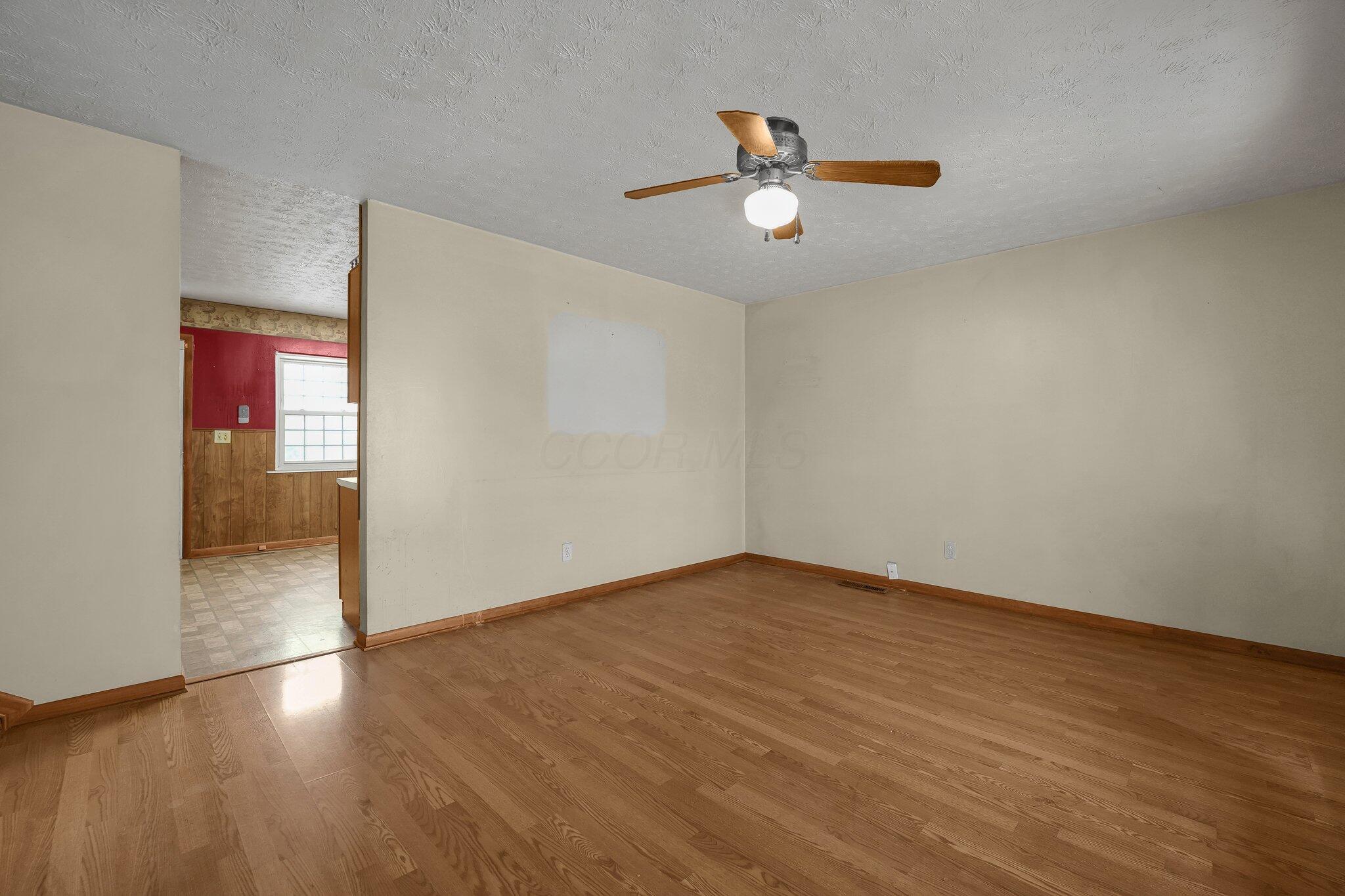 861 Aladdin Court Property Photo 6