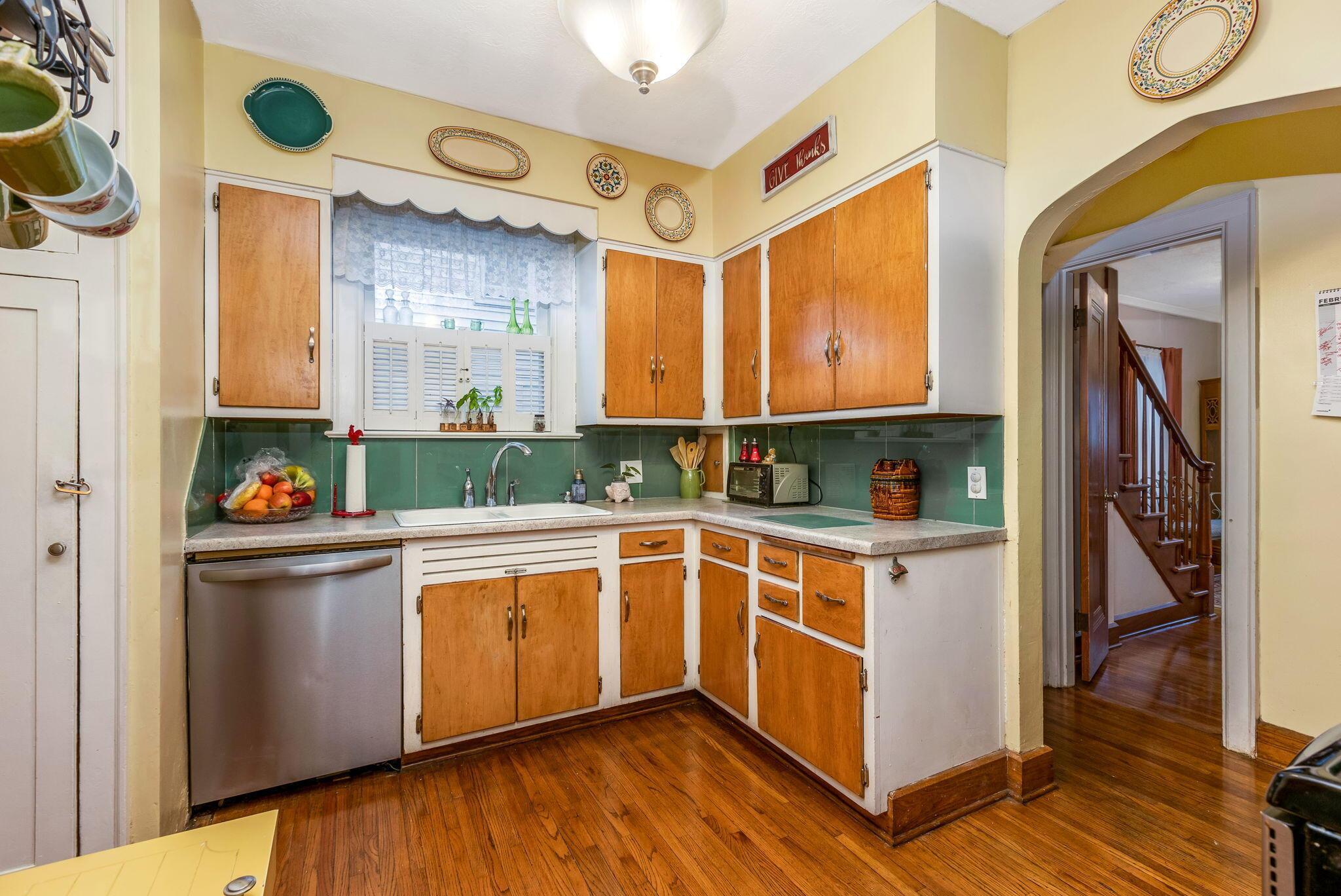 3789 Broadway Property Photo 15