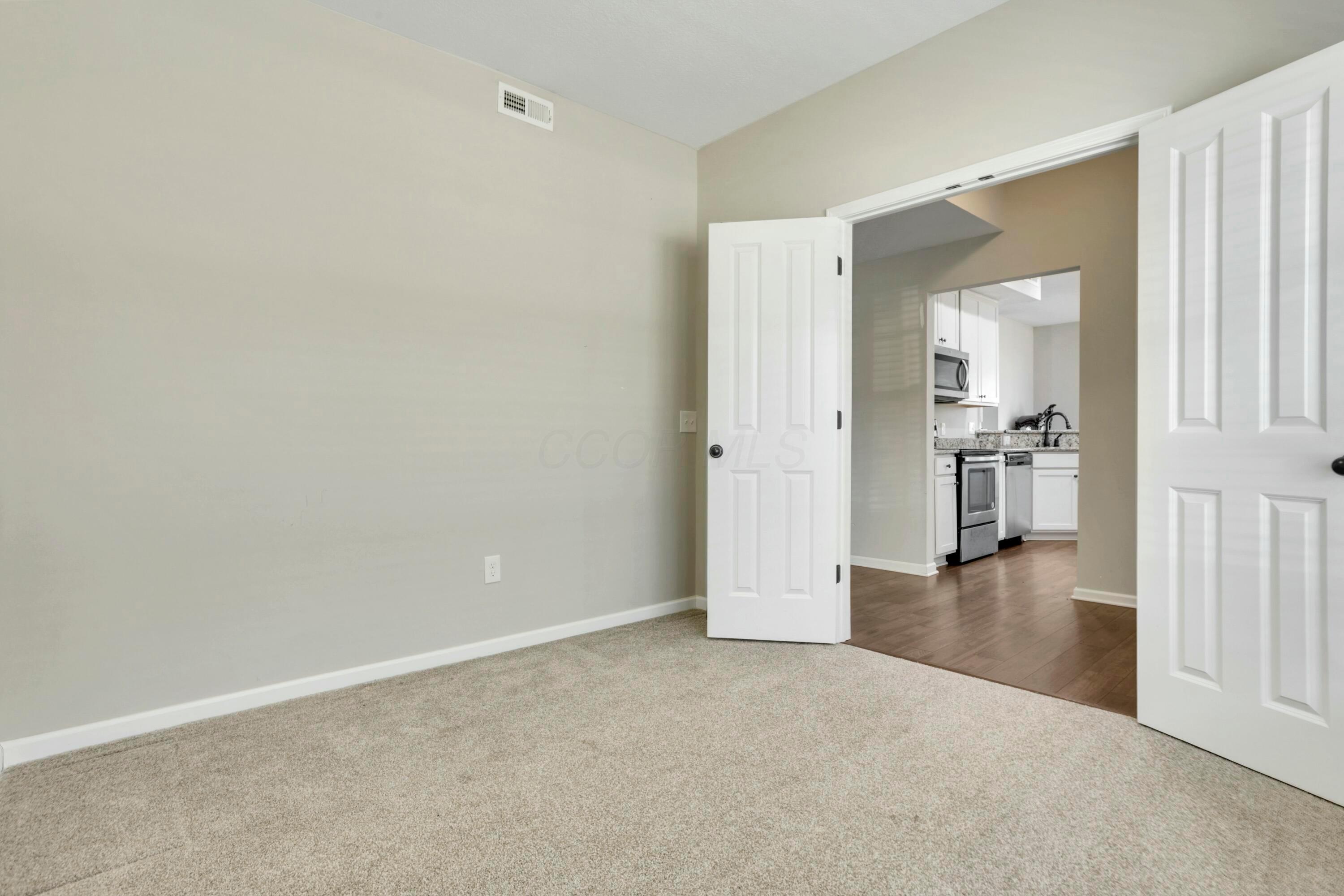 505 Wintergreen Way Property Photo 6
