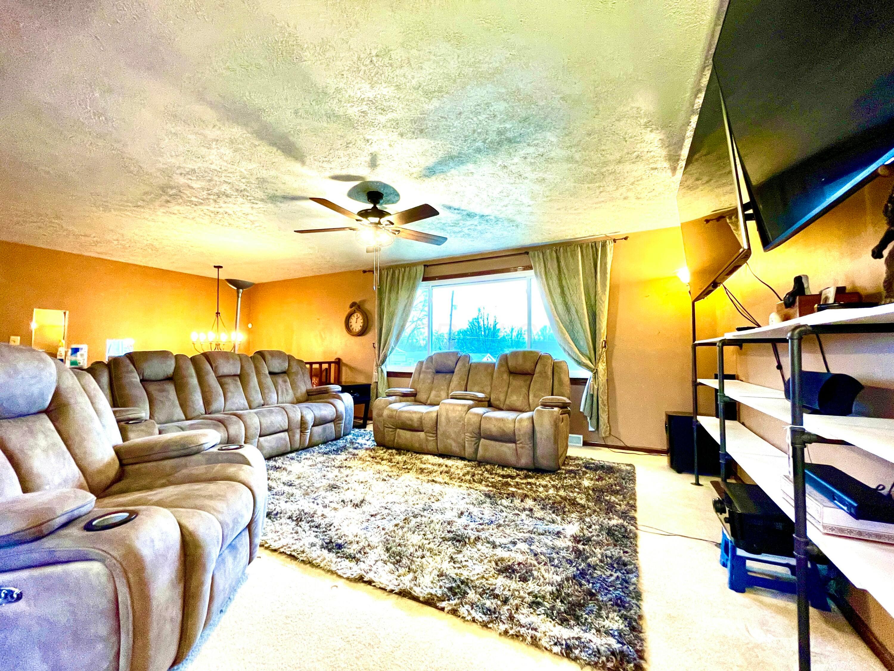 2278 Satinwood Drive Property Photo 6