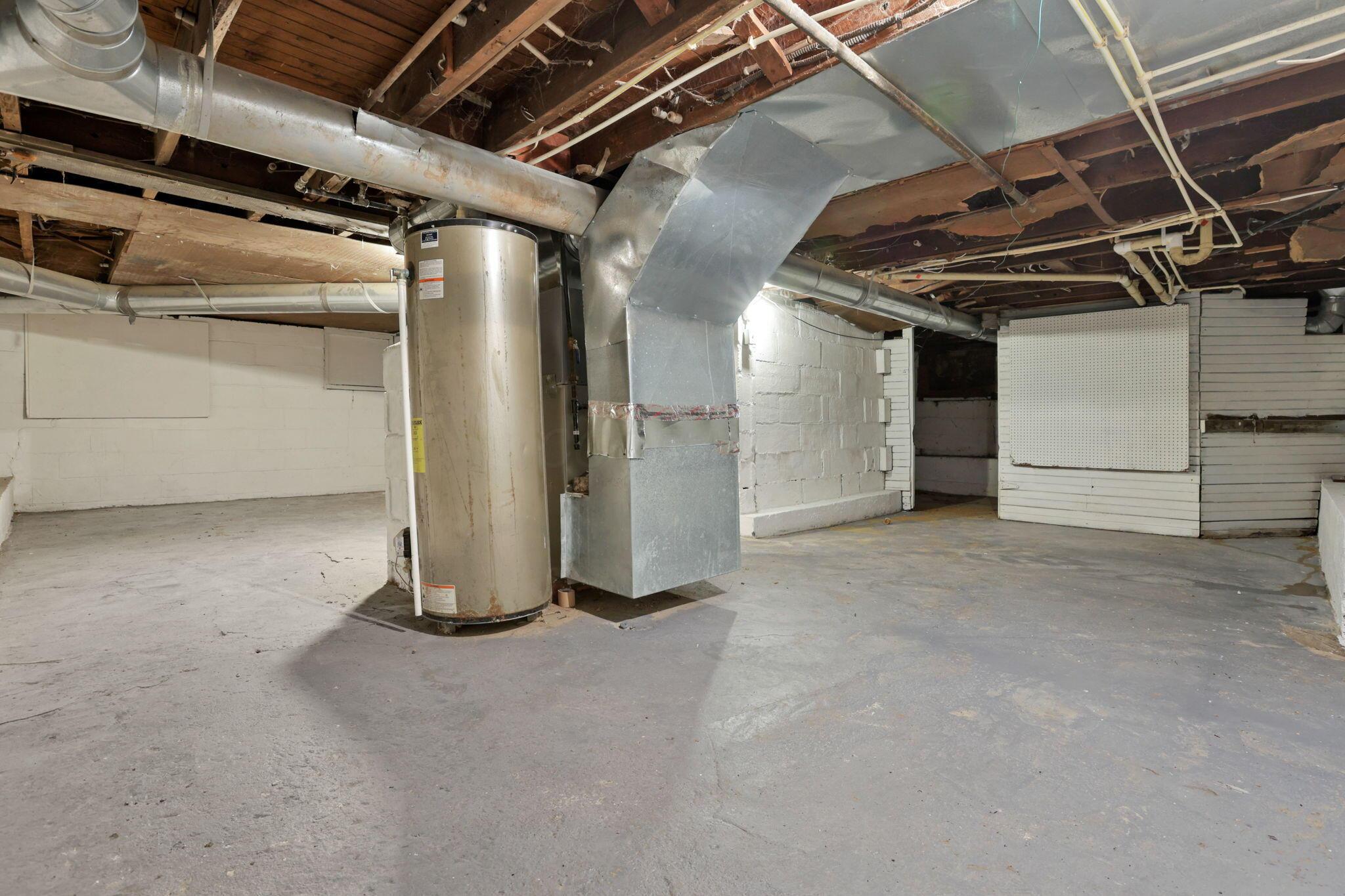 1567 Genessee Avenue Property Photo 28