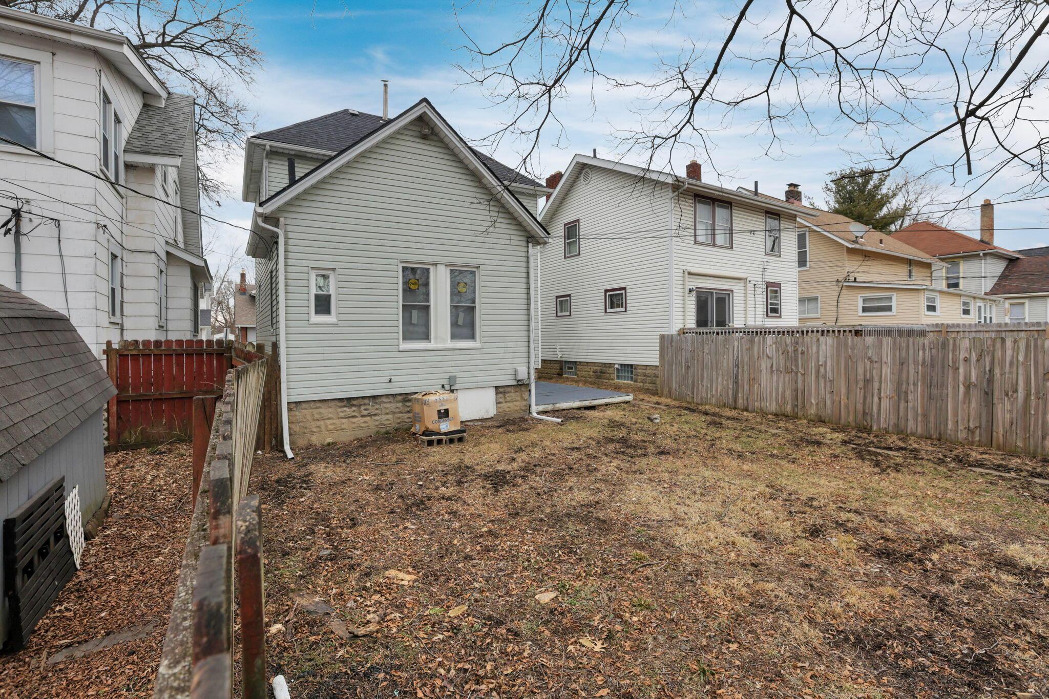 1567 Genessee Avenue Property Photo 32